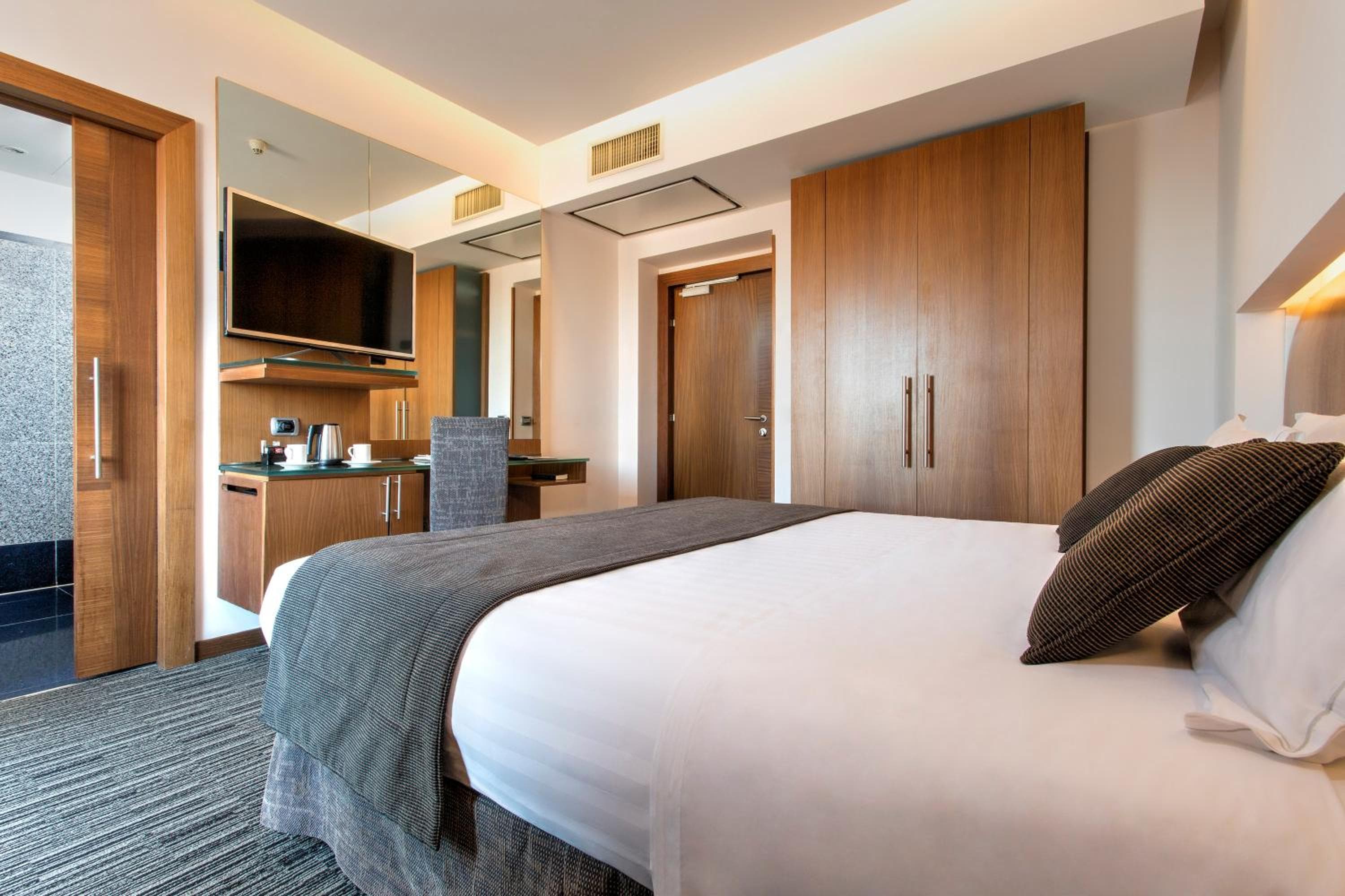 Best Western Plus Hotel Universo — 30