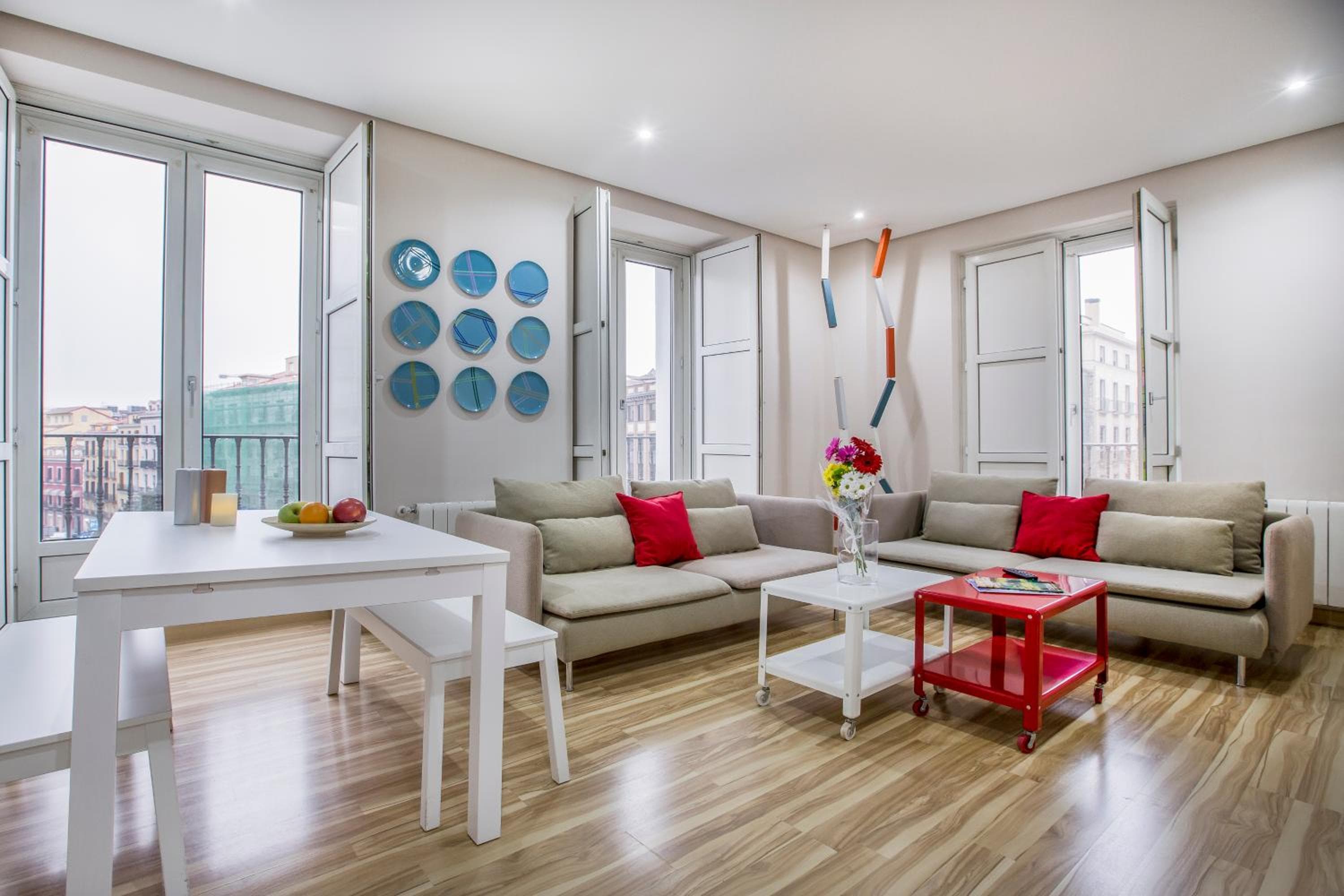 Mola Suites — 11