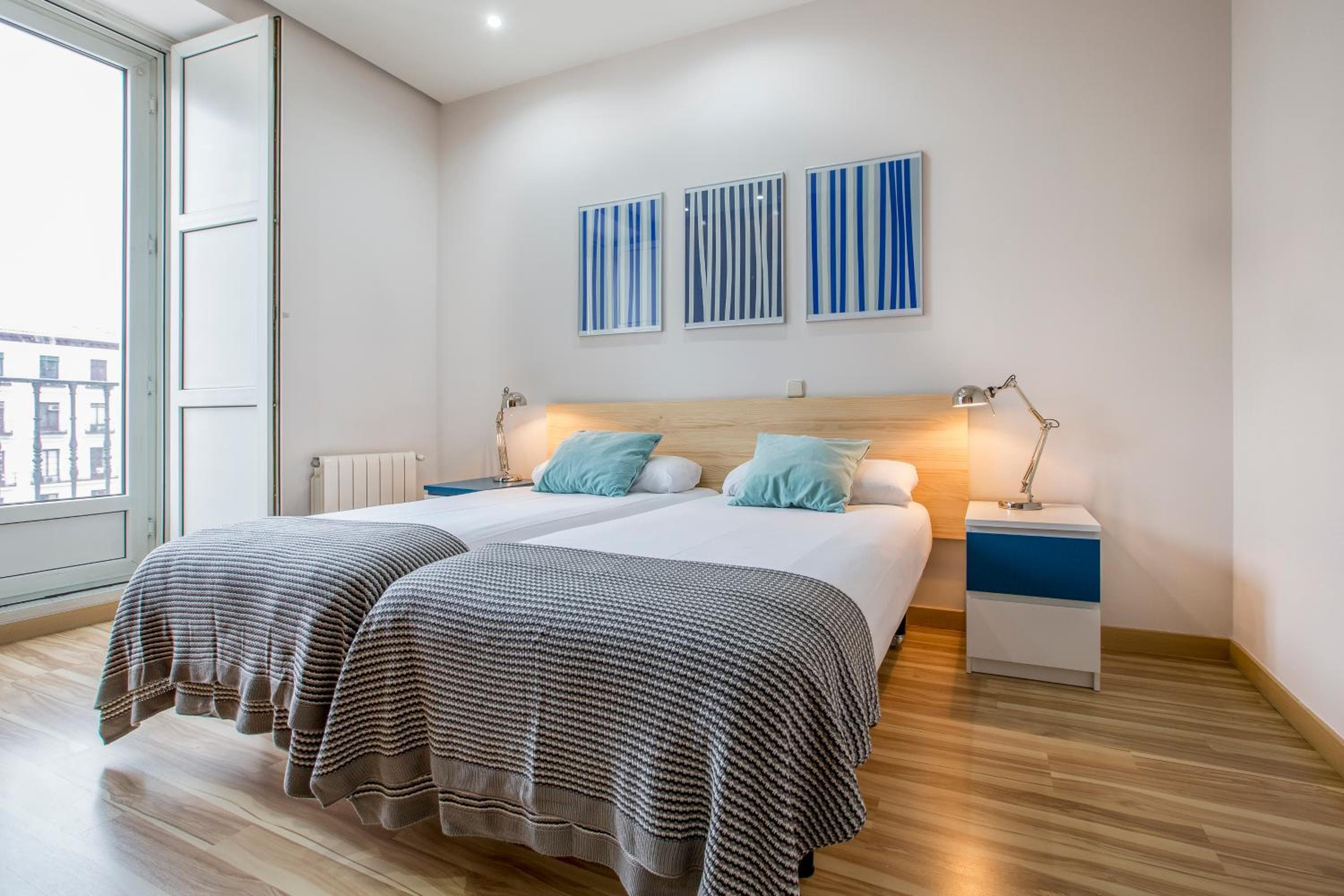 Mola Suites — 17