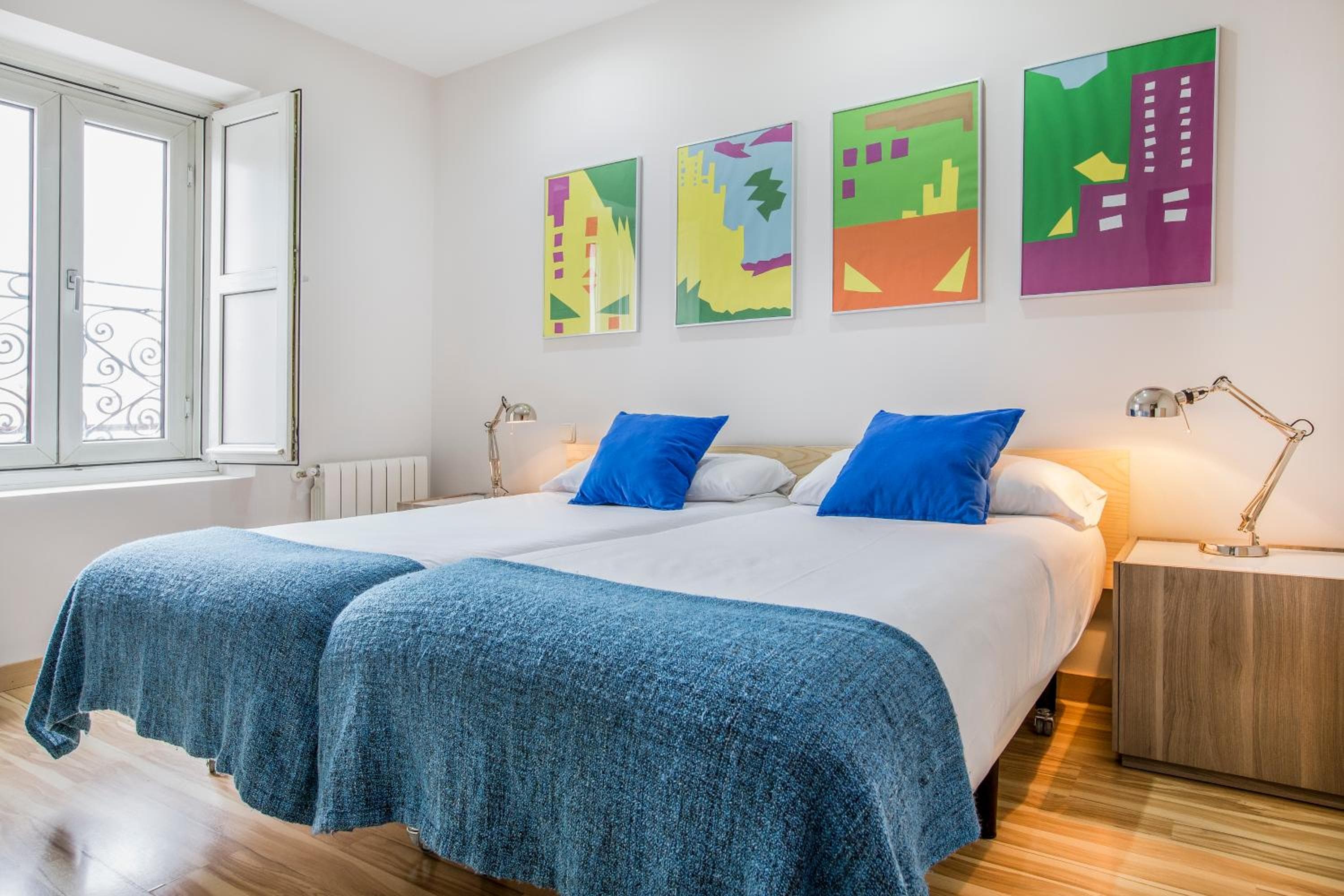 Mola Suites — 18