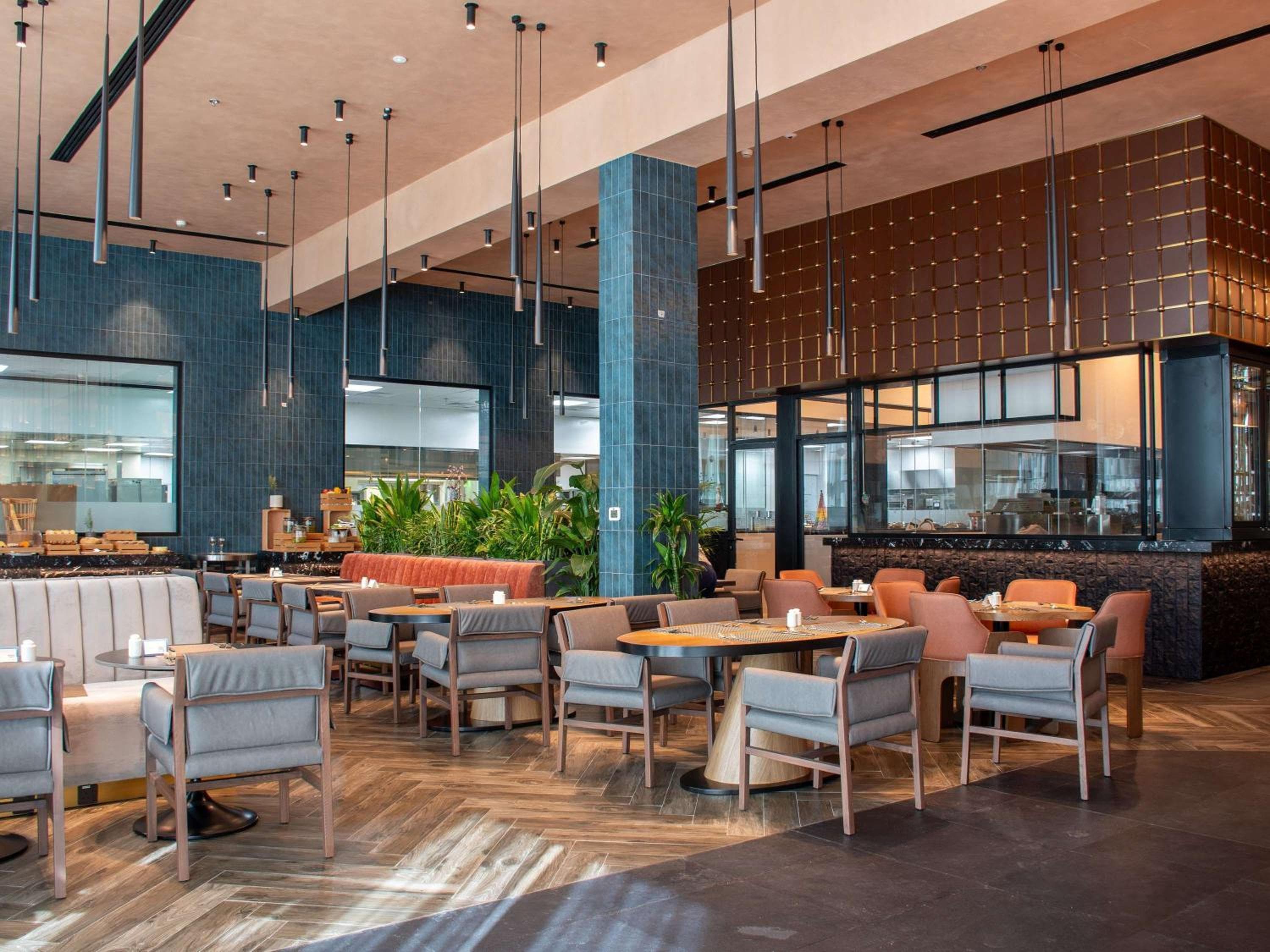 Novotel Centro Congressi Dubai — 24