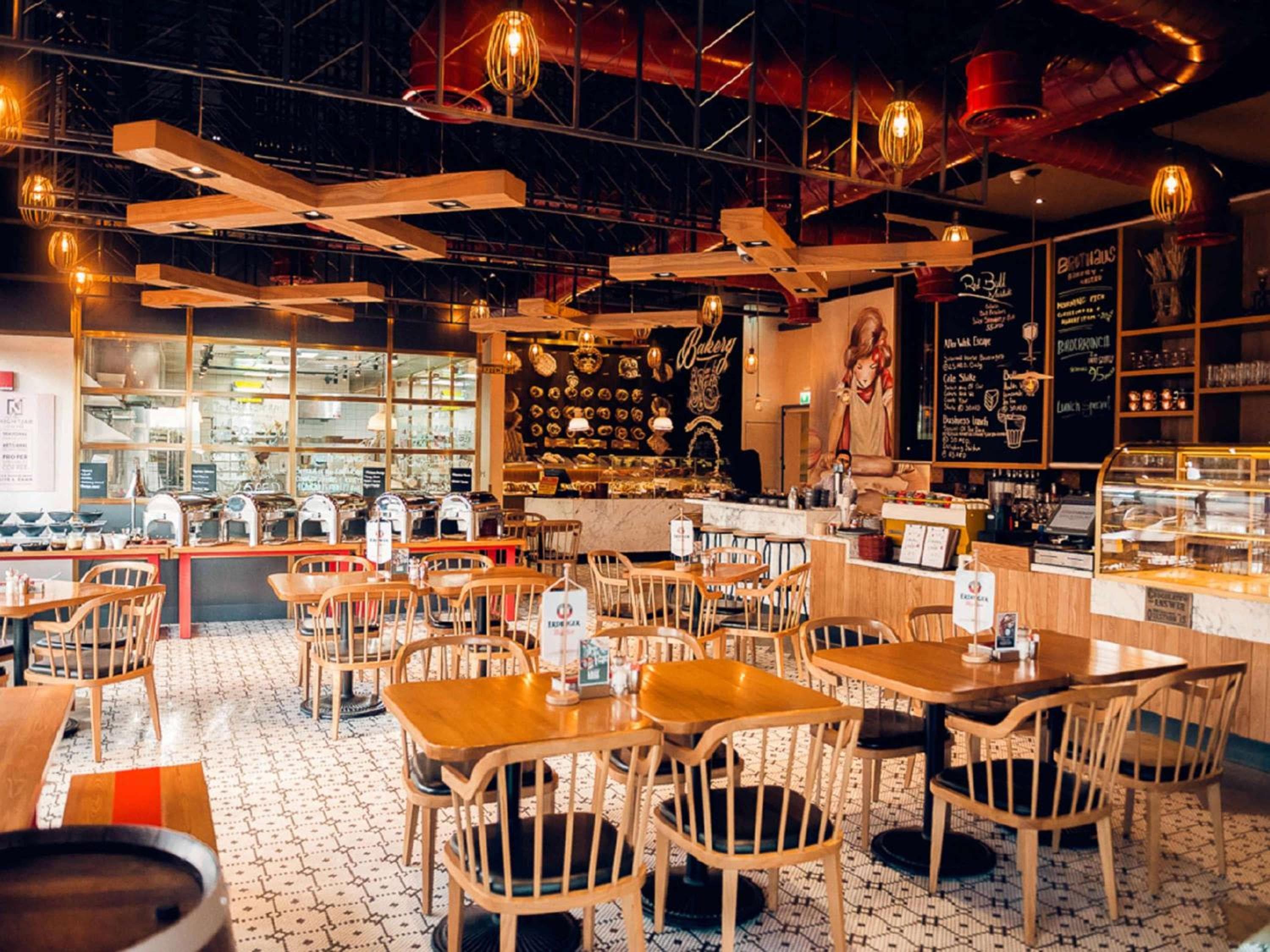 Pullman Dubai Downtown — 25