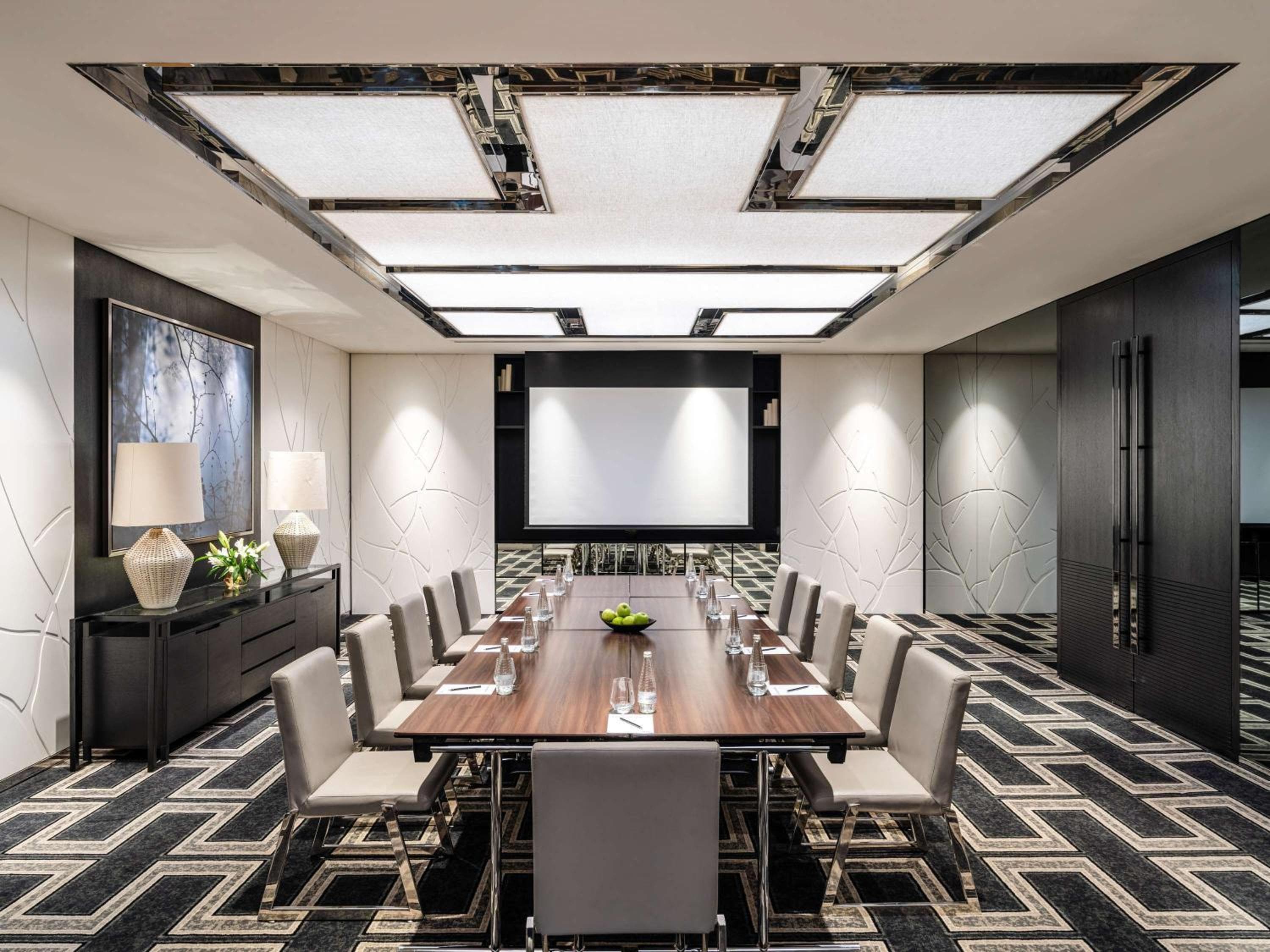 Pullman Dubai Downtown — 19