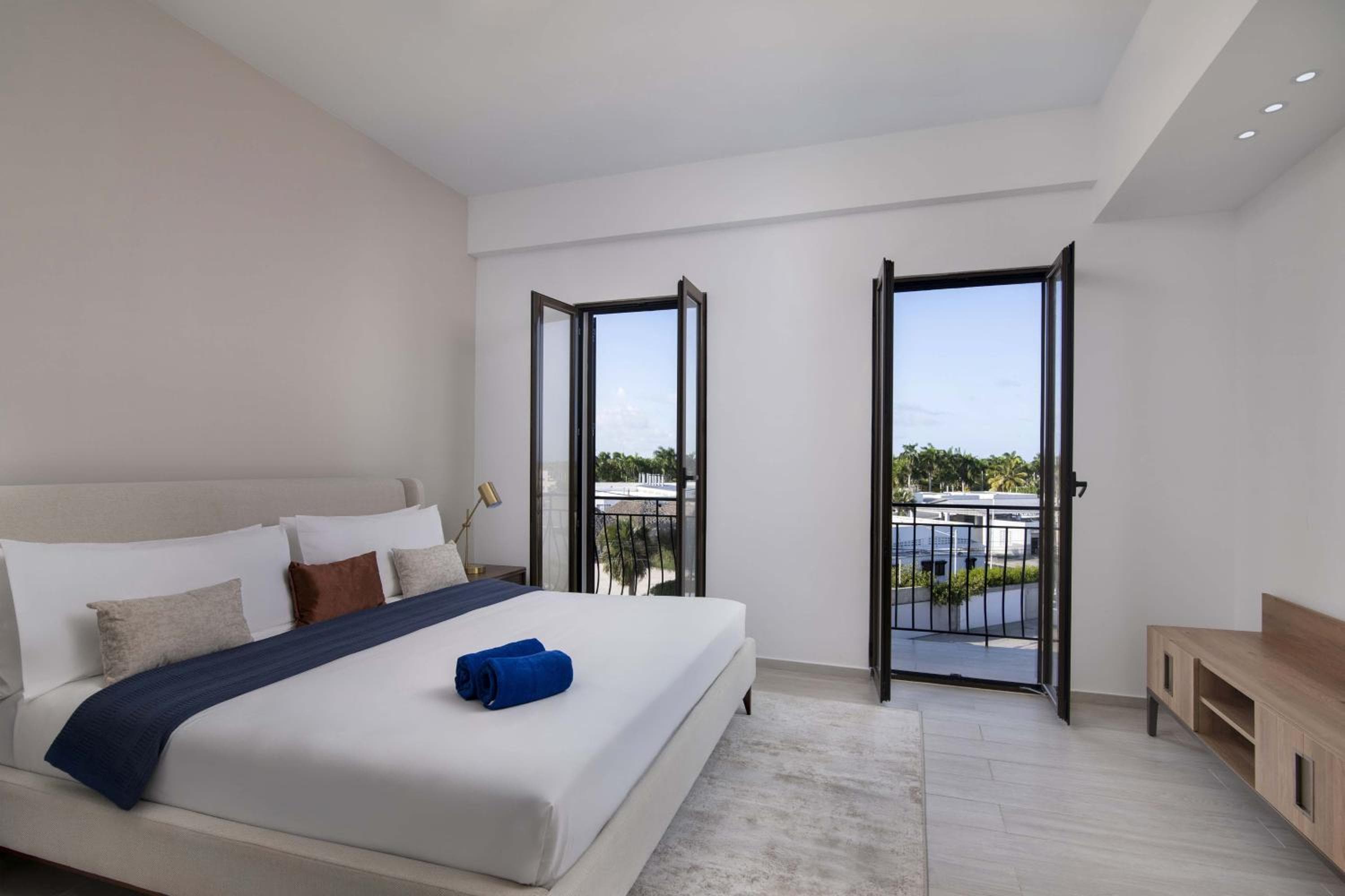 Reserva Real by Harper — 24