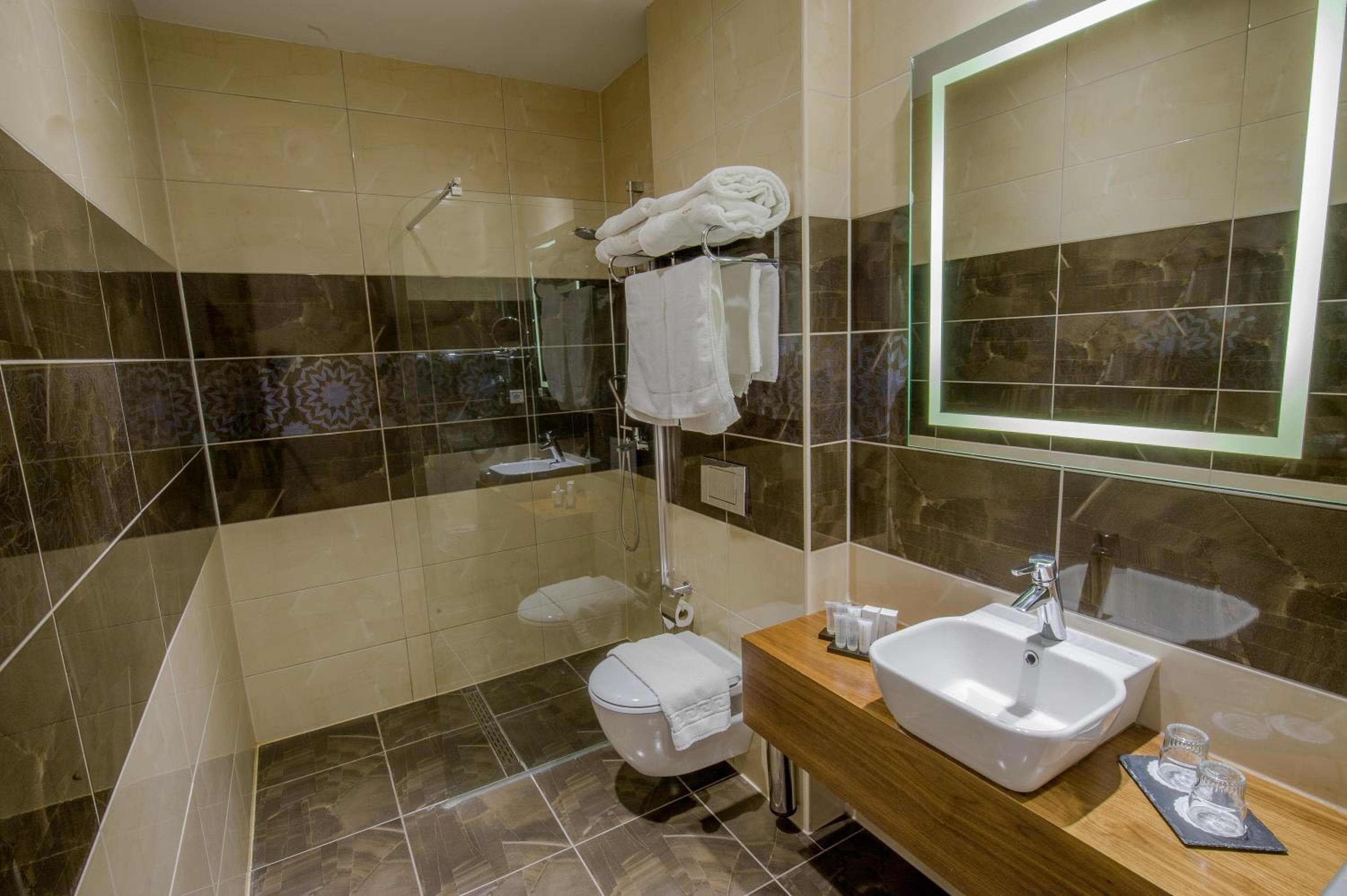 Gran Hotel Centro — 30