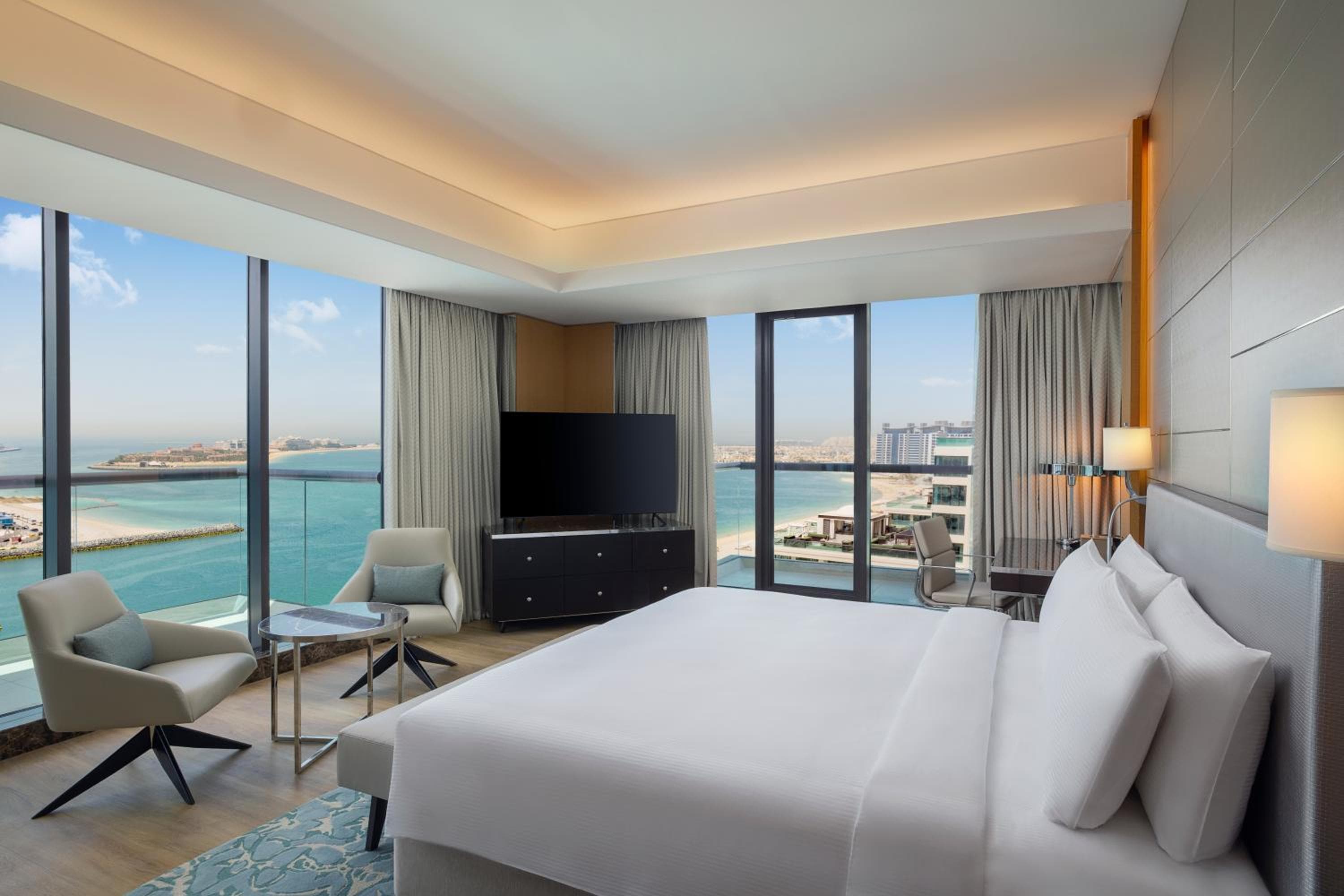 Hilton Dubai Palm Jumeirah hotel, Palm West Beach, Dubai, United Arab Emirates — photo 114