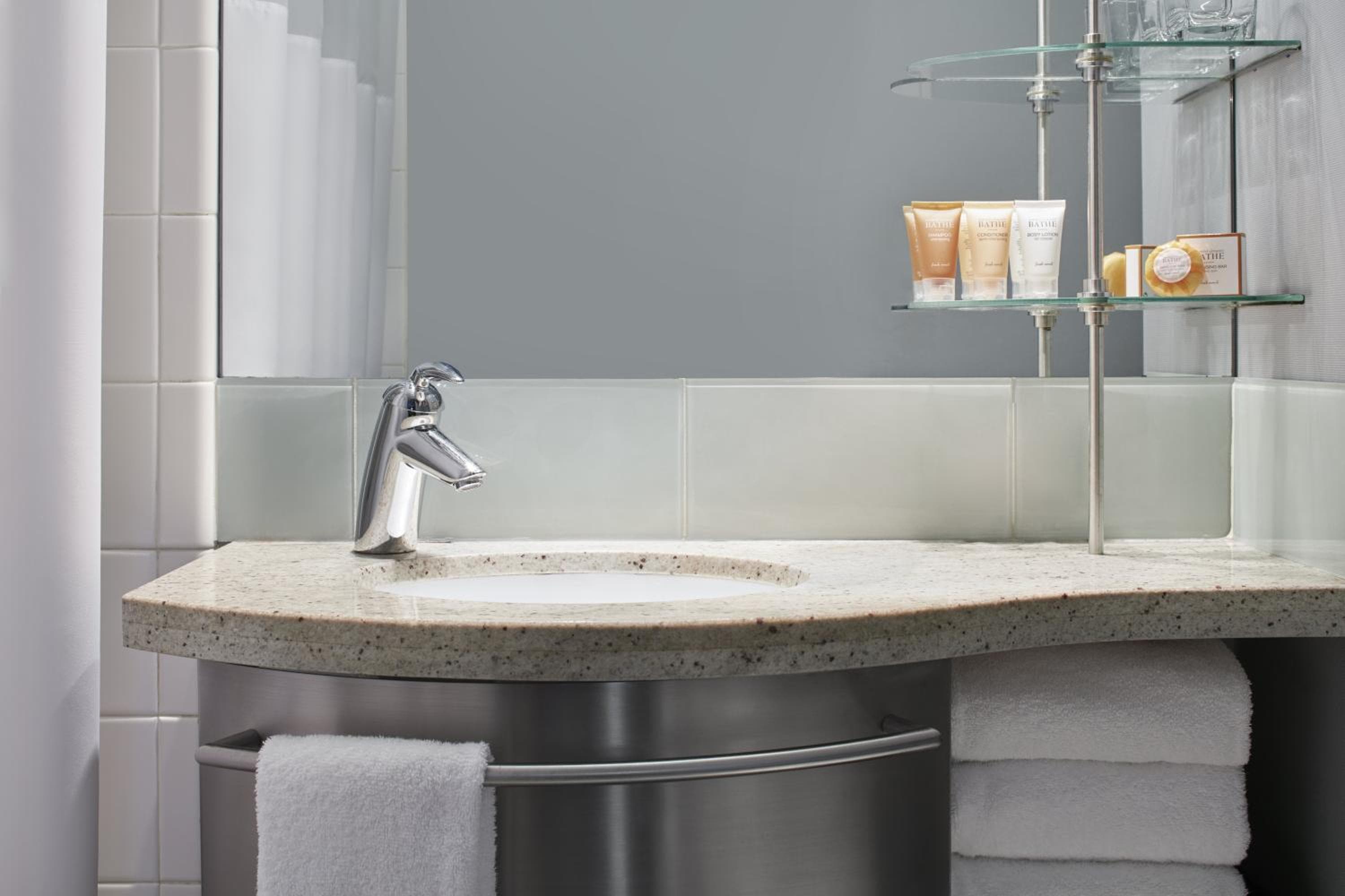 Club Quarters Hotel Embarcadero, San Francisco hotel, 424 Clay Street, San Francisco, United States — photo 61