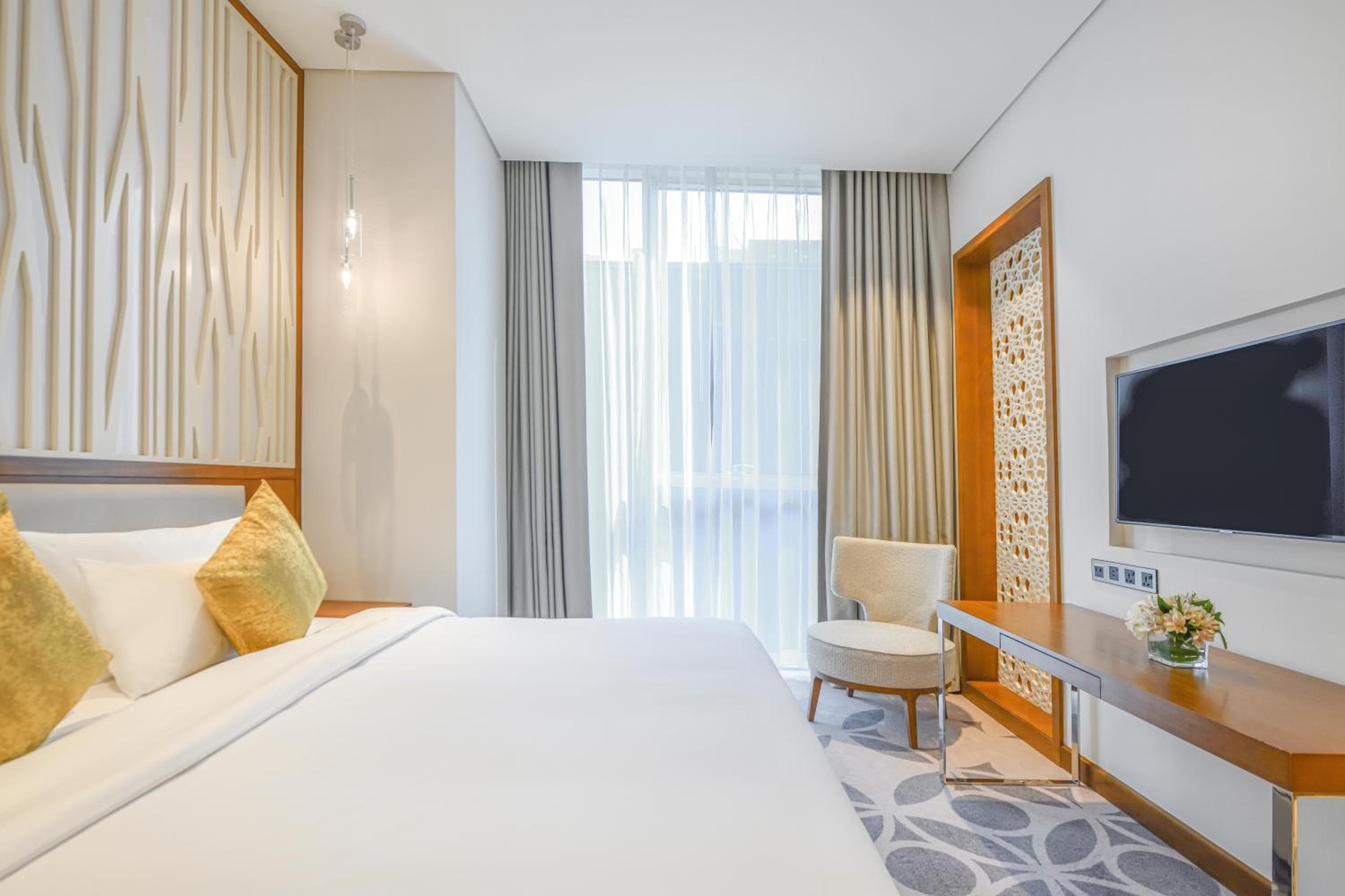 Grand Mercure Dubai City — 12