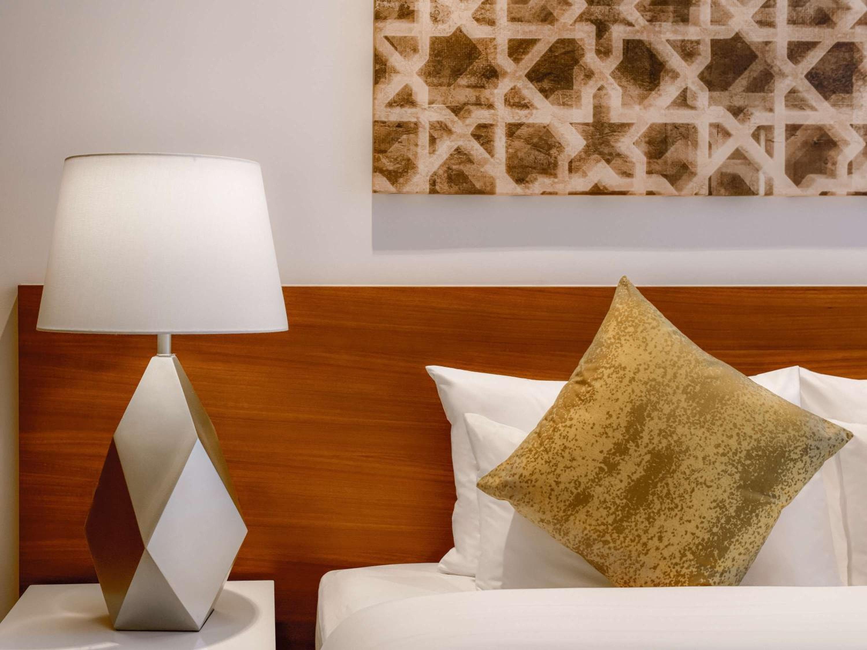 Gran Mercure Dubai Ciudad — 16
