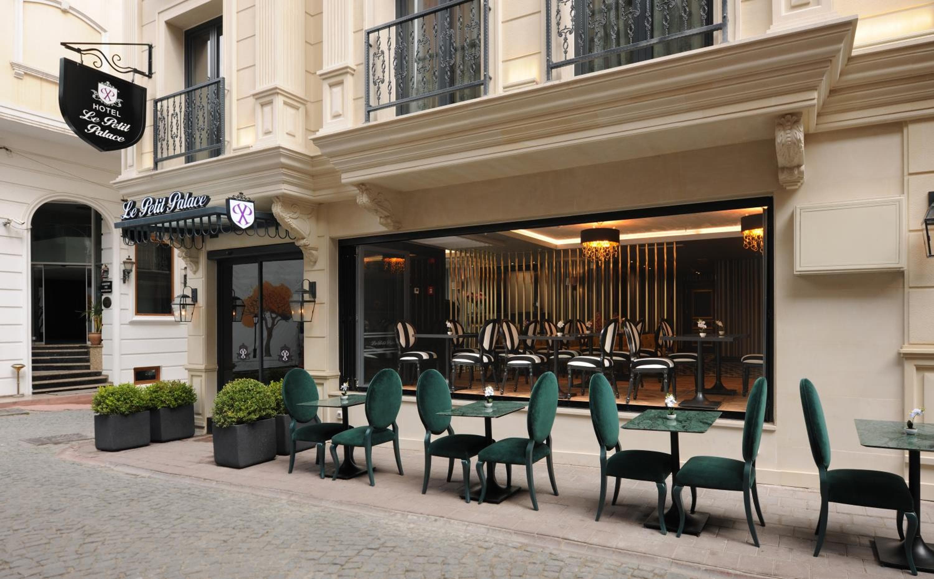 Le Petit Palace Hotel - Special Category — 26