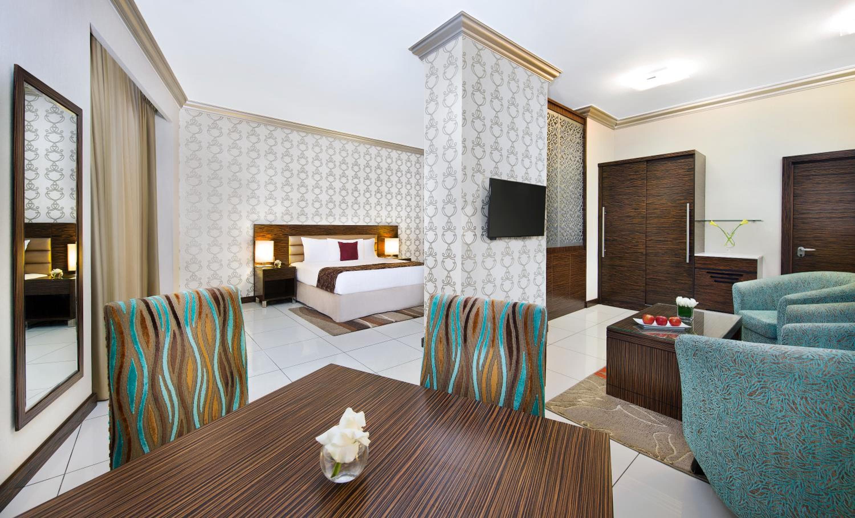 Gateway Hotel — 20