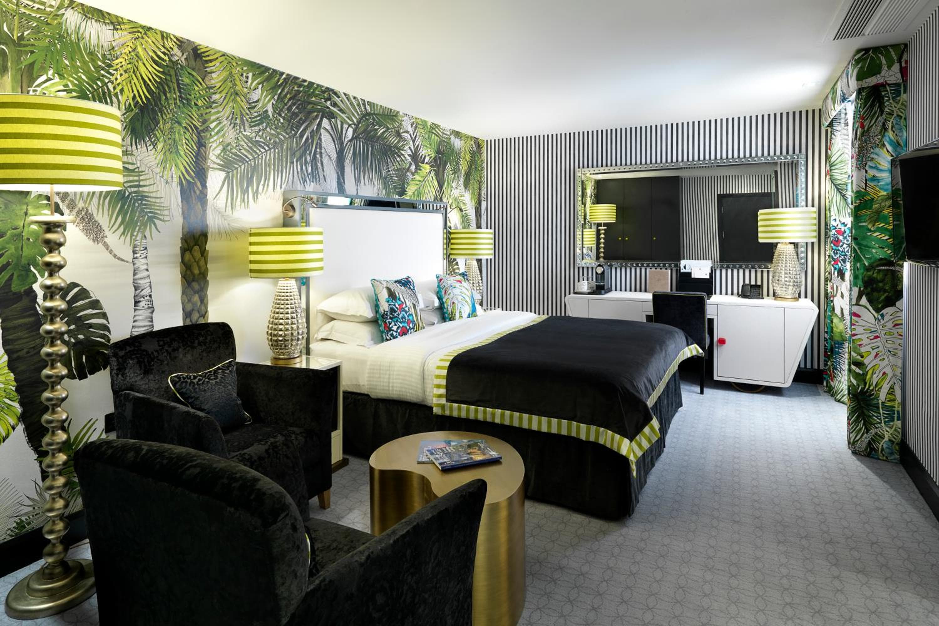 The Mandeville Hotel — 22