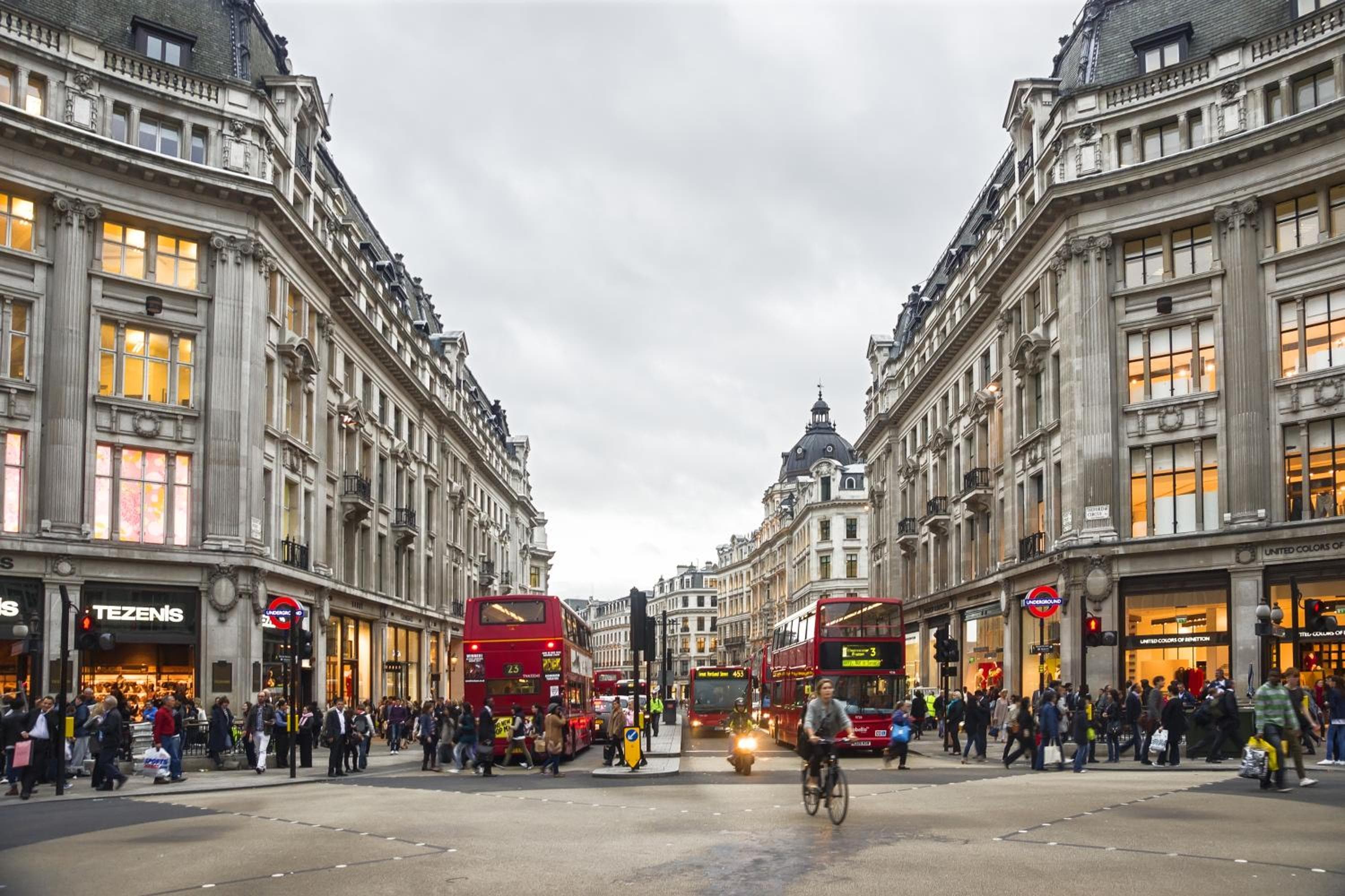 The Mandeville Hotel — 14