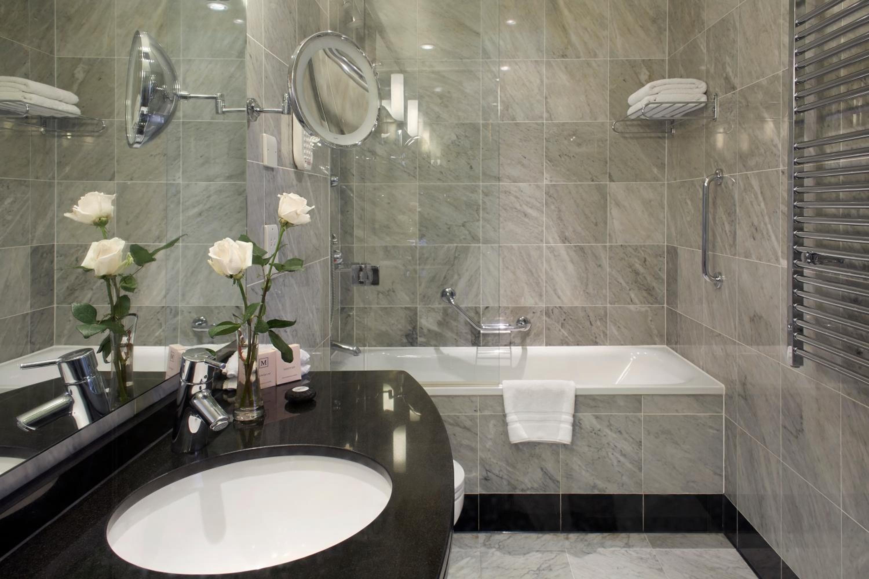 The Mandeville Hotel — 23