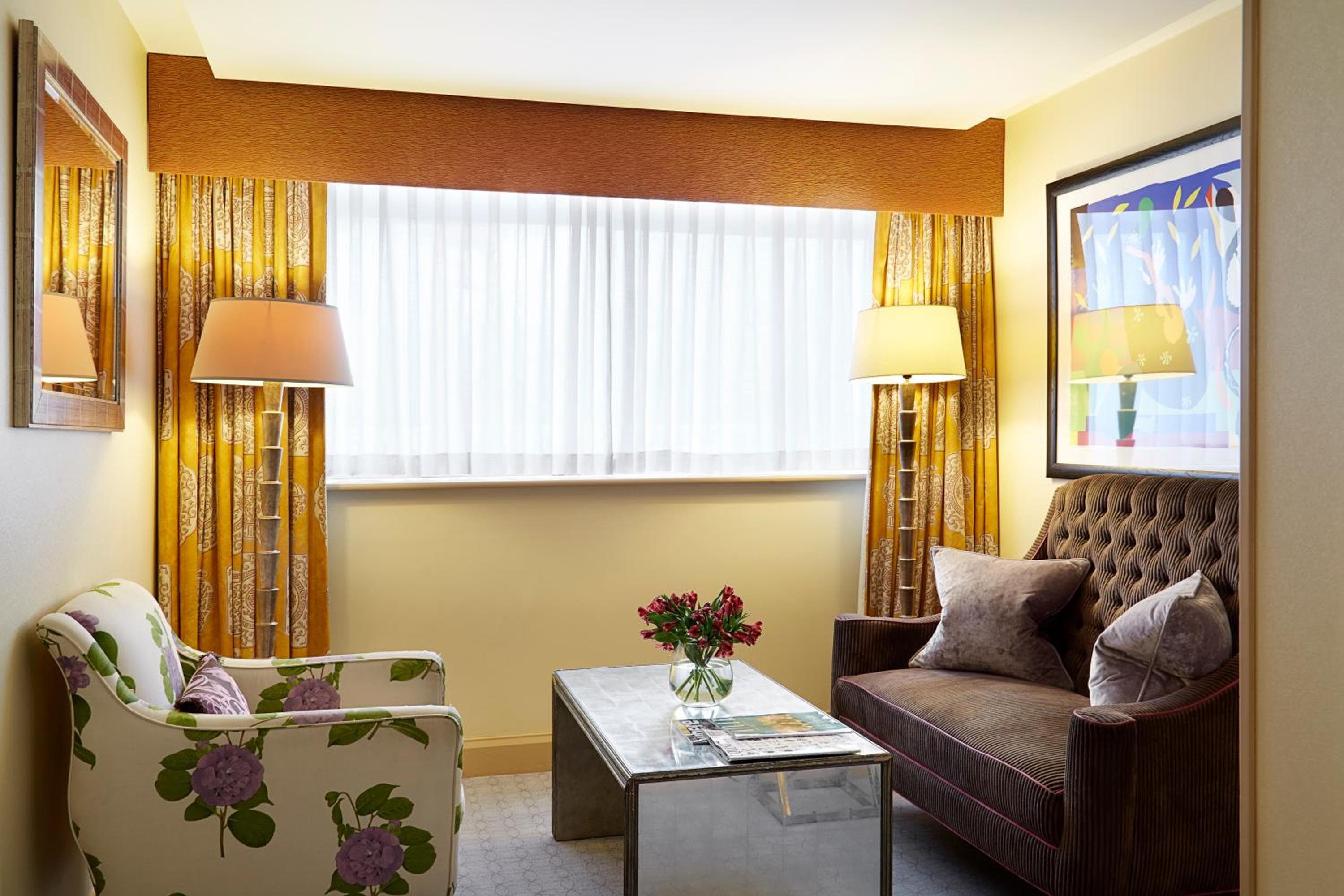 The Mandeville Hotel — 3