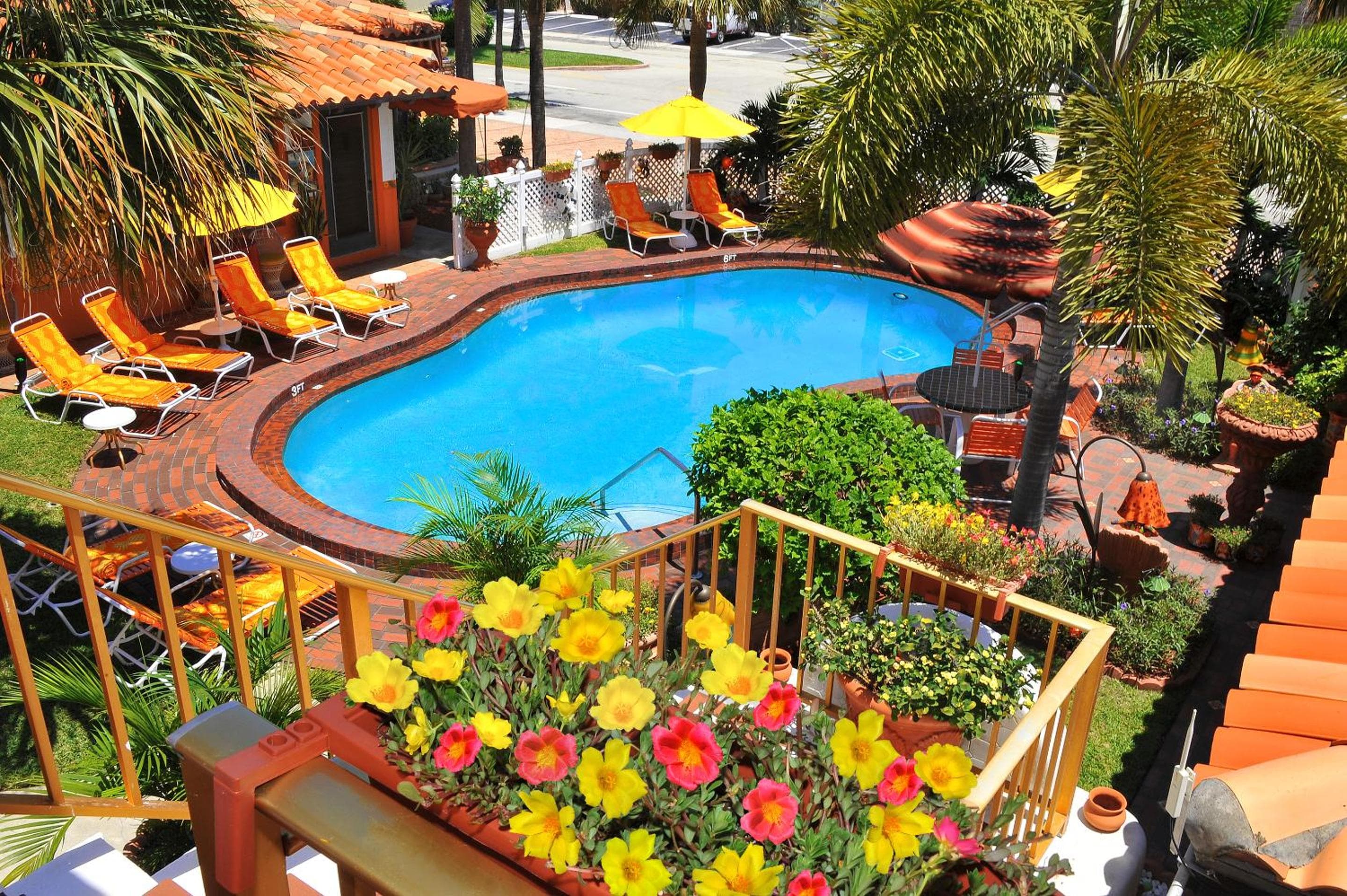 Patio de los mares azules — 4