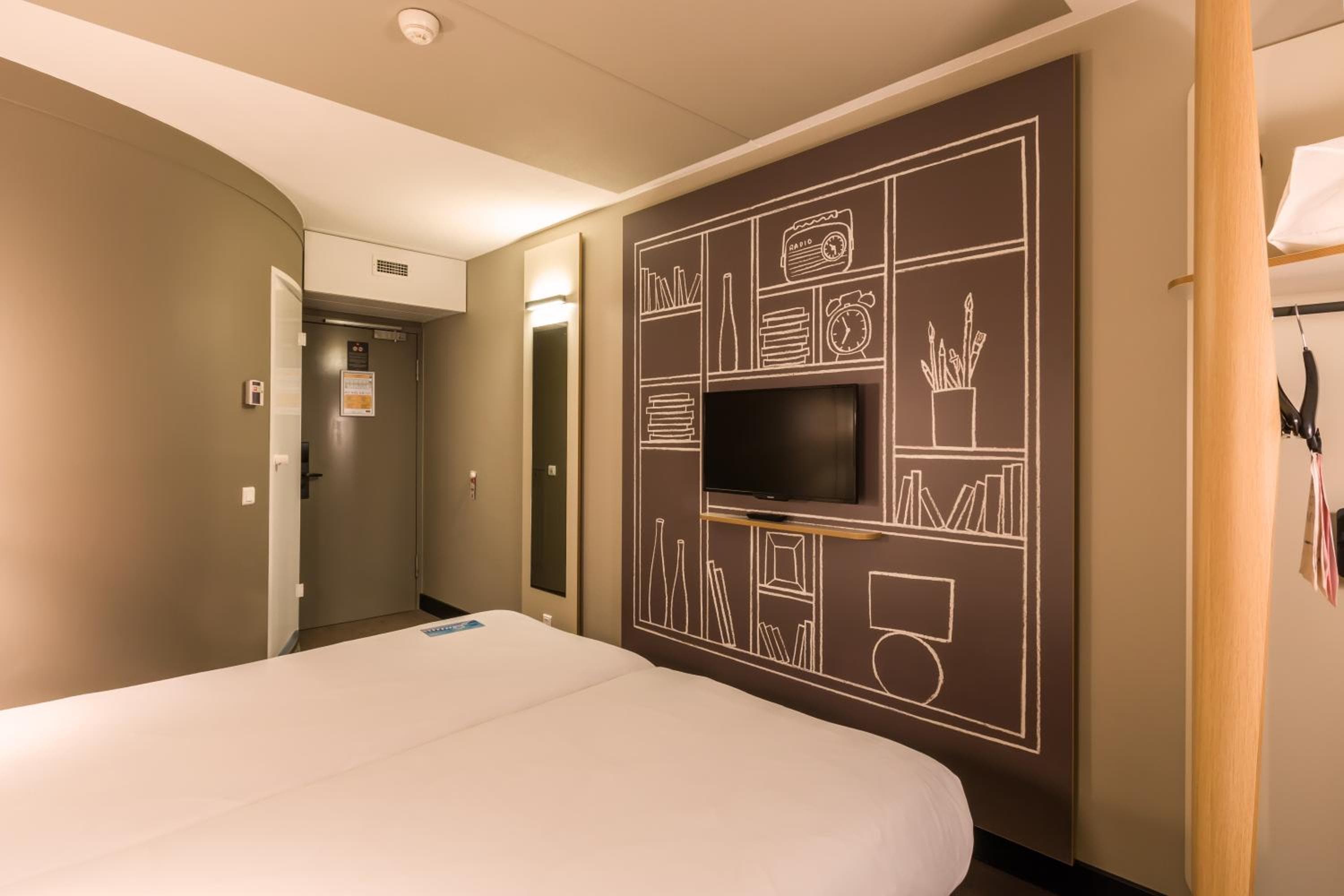 ibis Amsterdam City West — 24