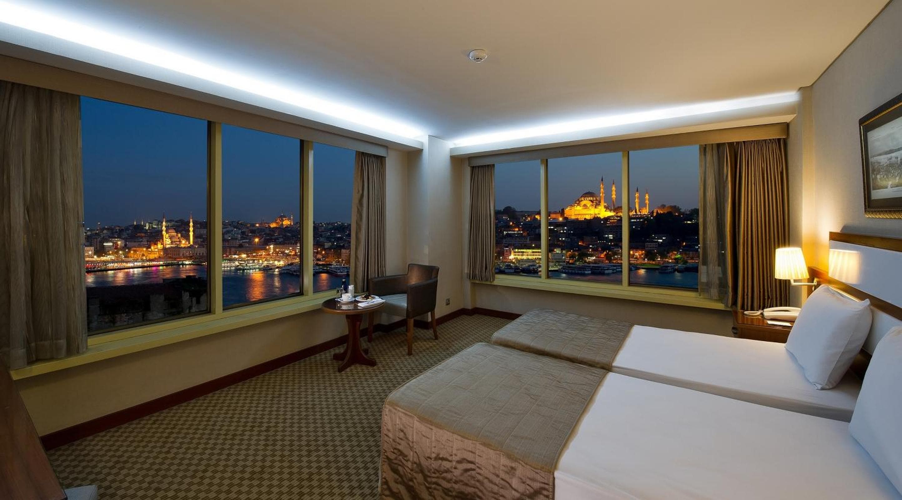 Hotel Golden City en Estambul — 16