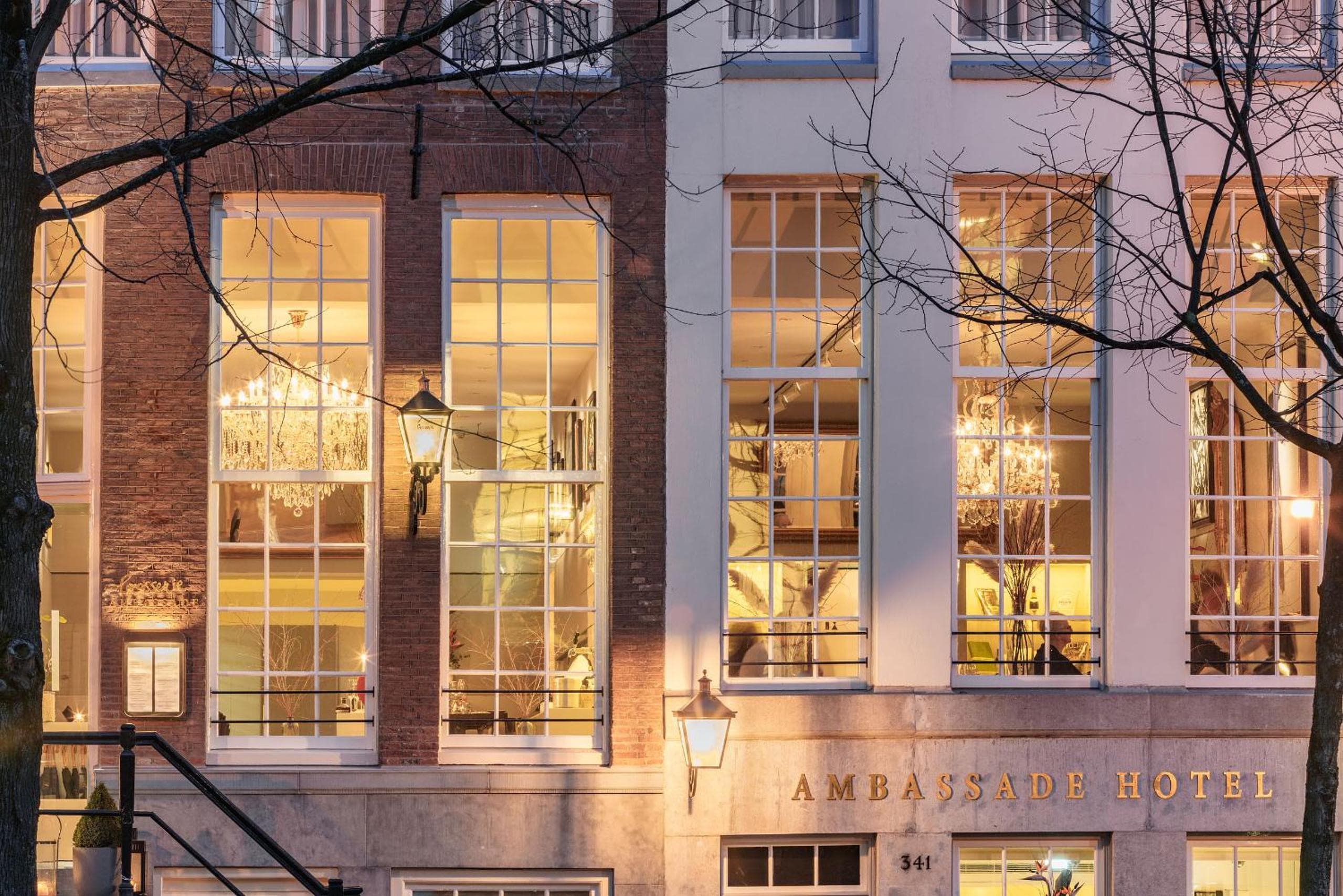 Ambassade Hotel — 2