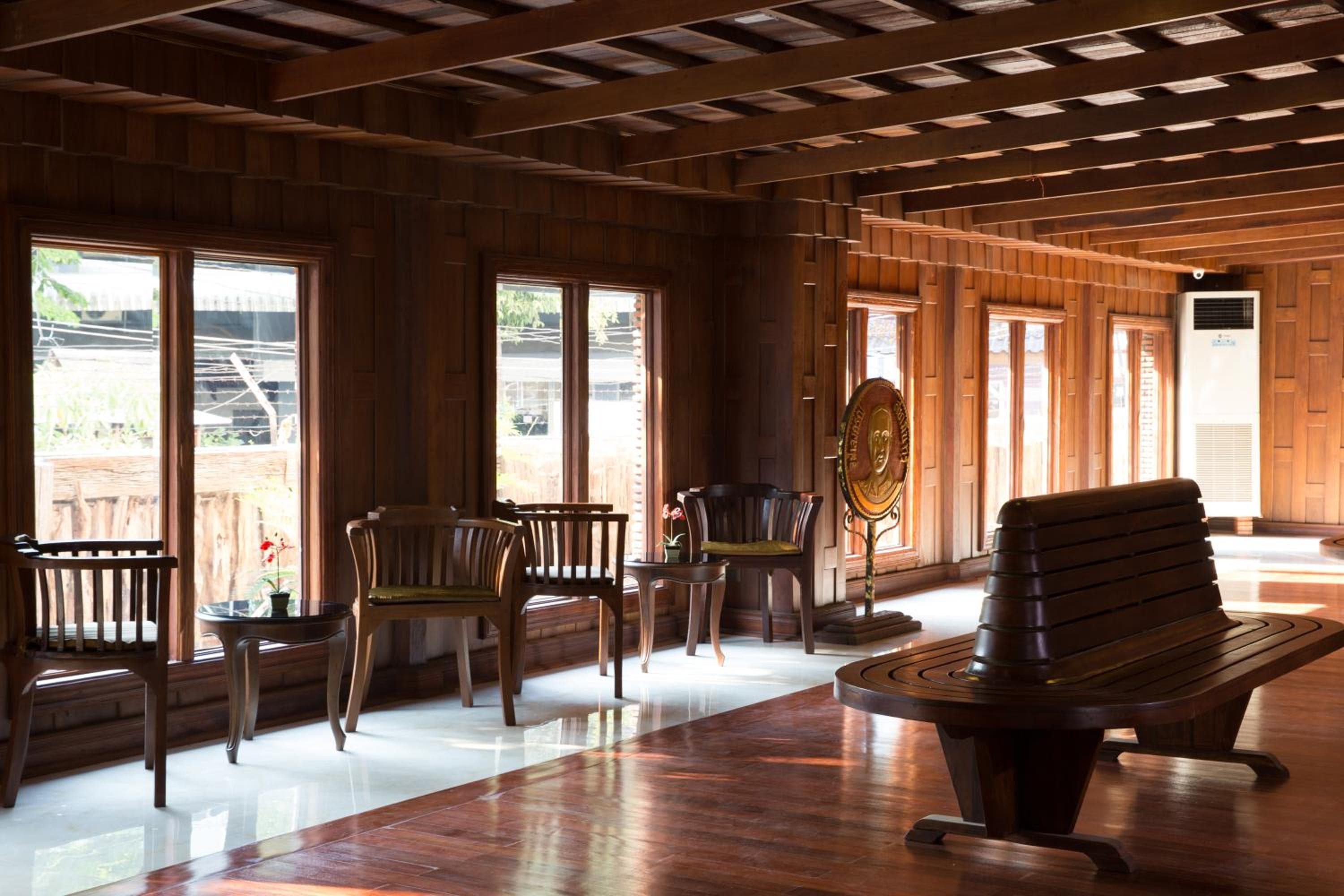 True Siam Rangnam Hotel — 21