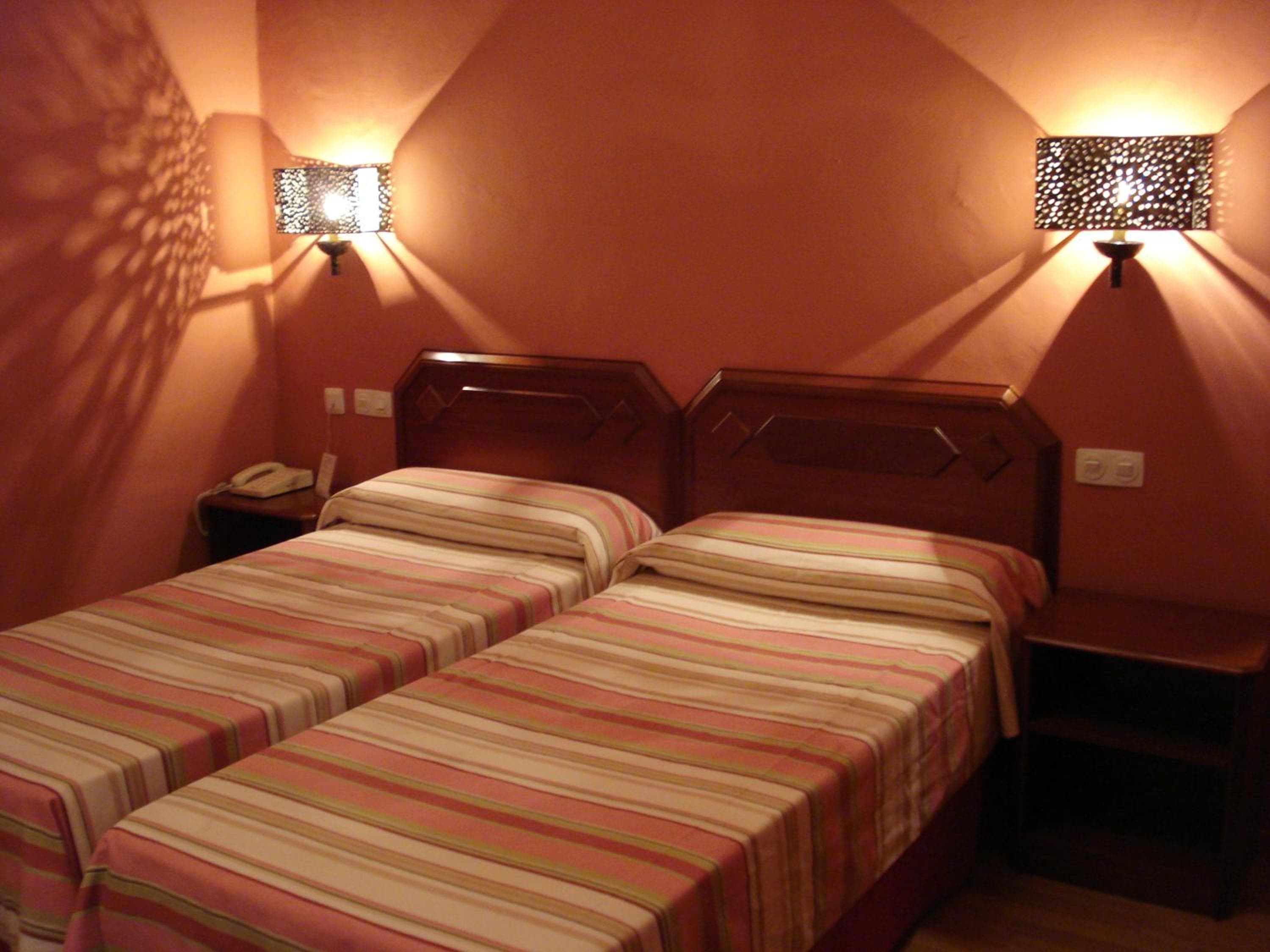 Hotel Abanico — 4