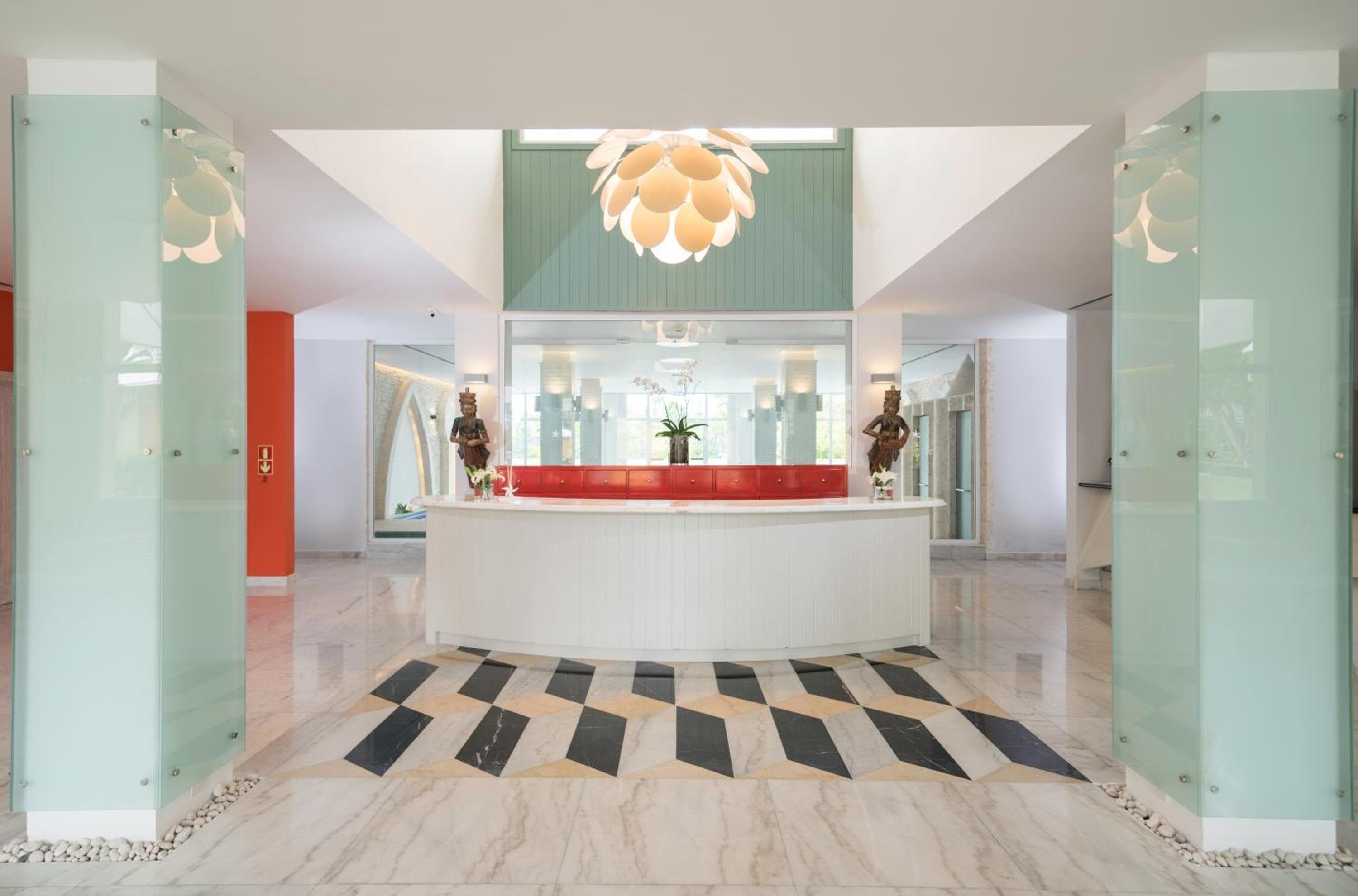 Iberostar Waves Dominicana - All Inclusive — 28