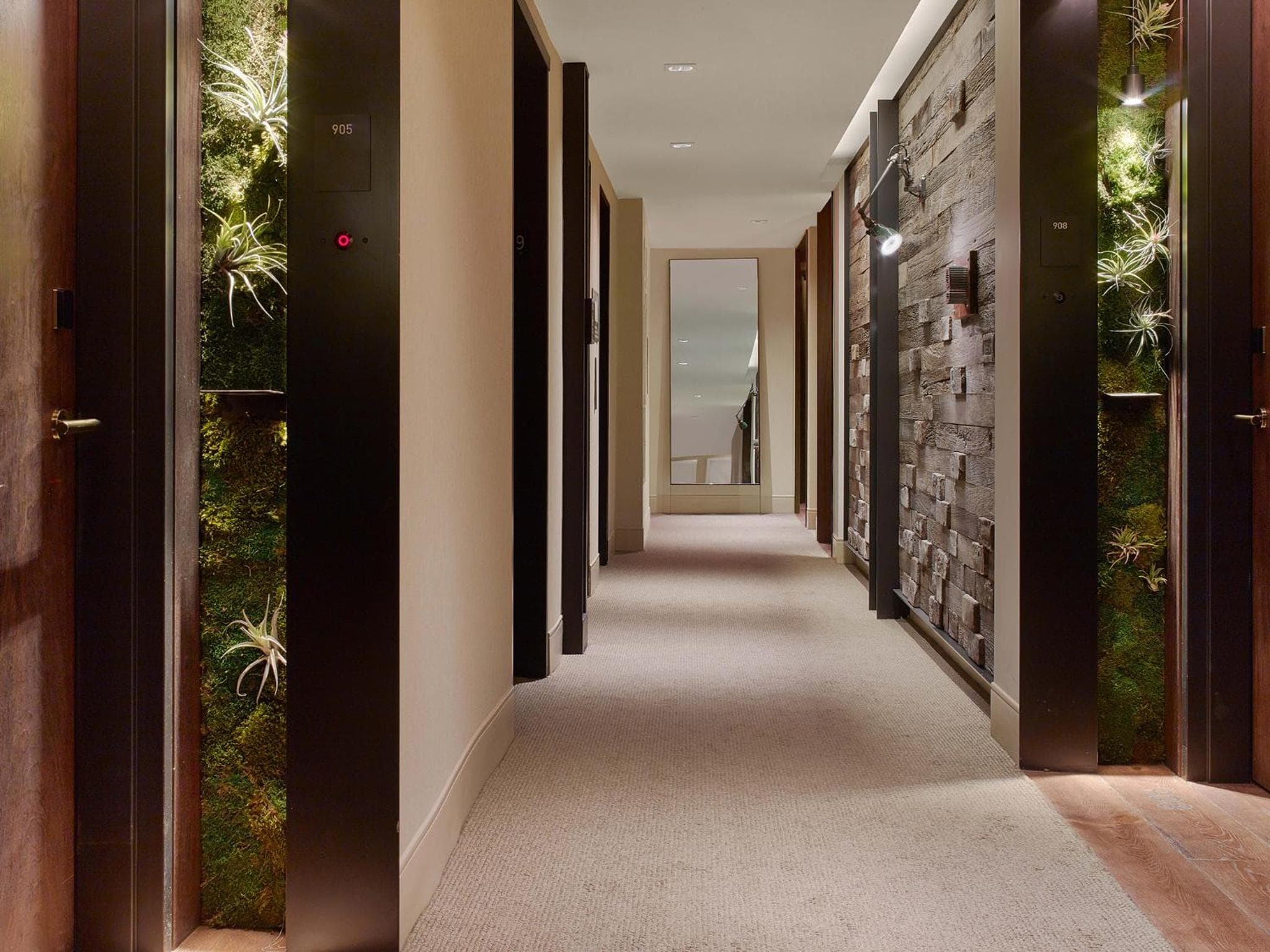 1 Hotel Central Park — 8