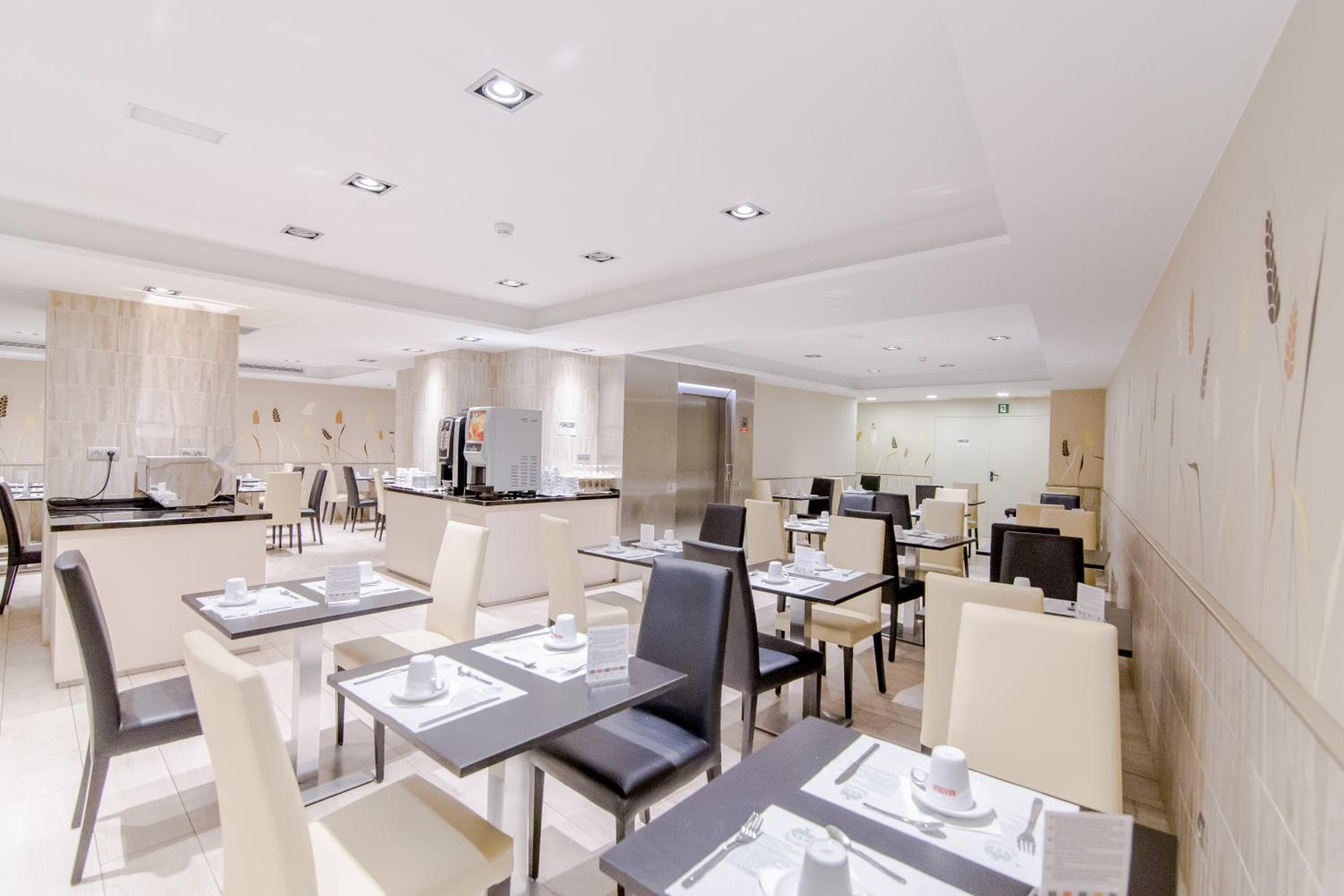 Hotel Santa Marta — 15