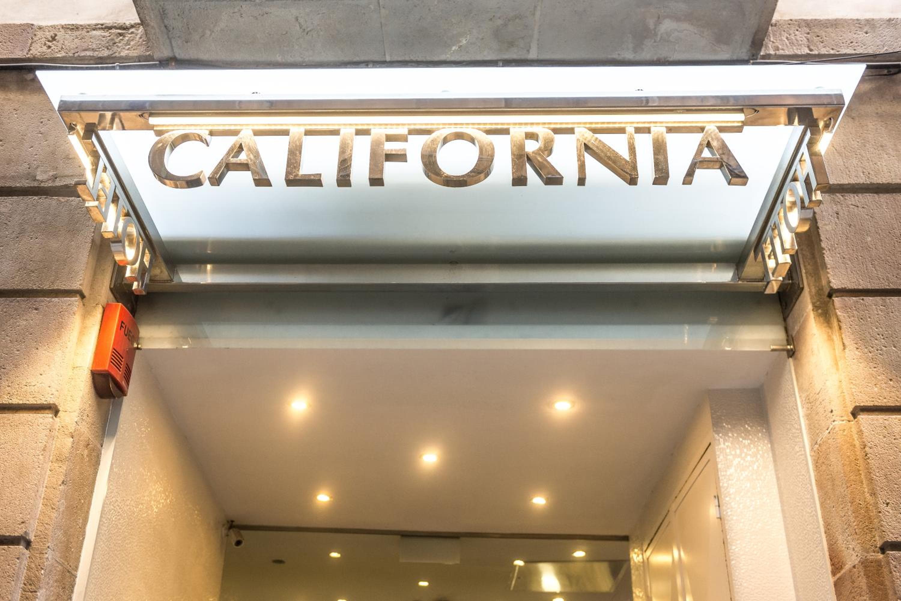 Hotel California — 30
