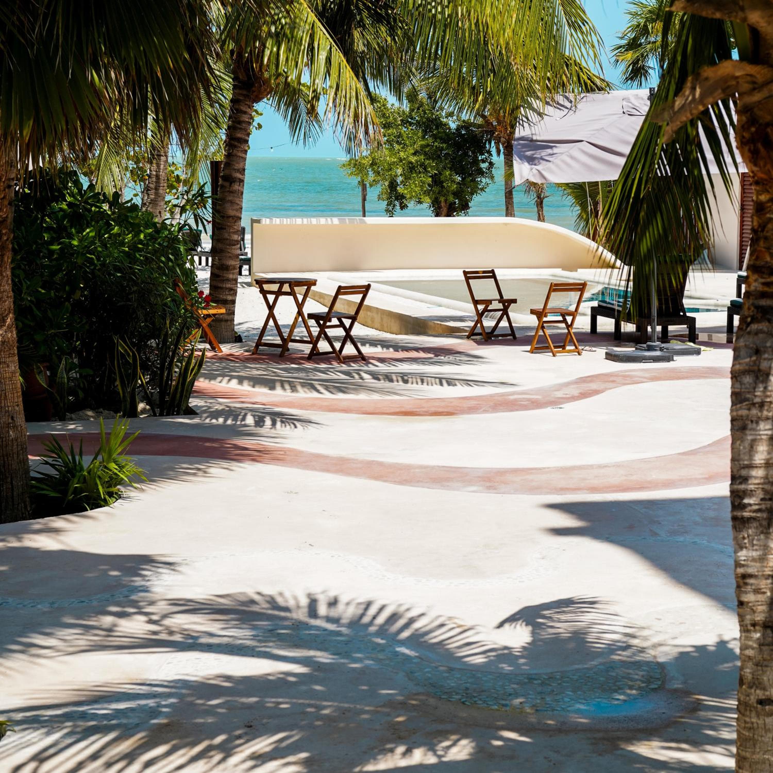 Beachfront Hotel Boutique DK — 5