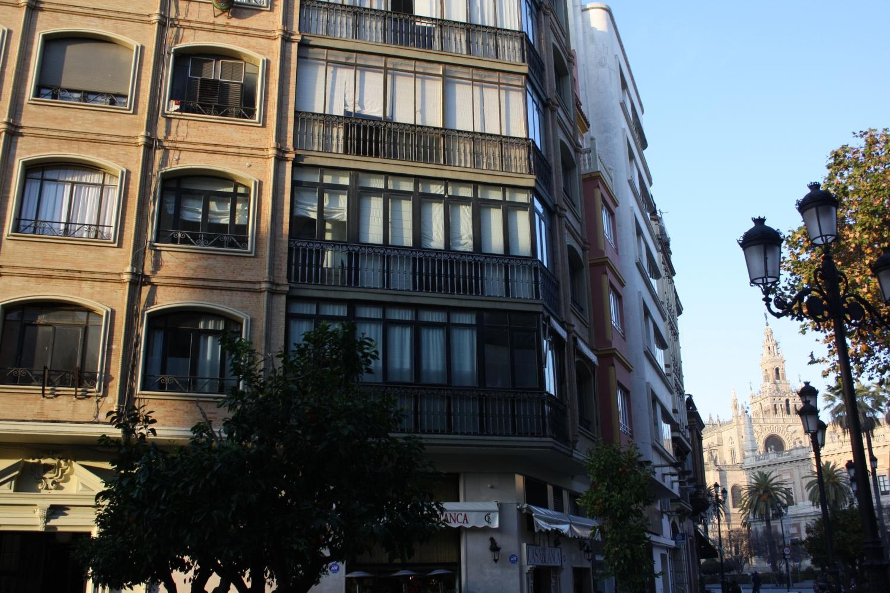 Apartamentos Avenida — 24