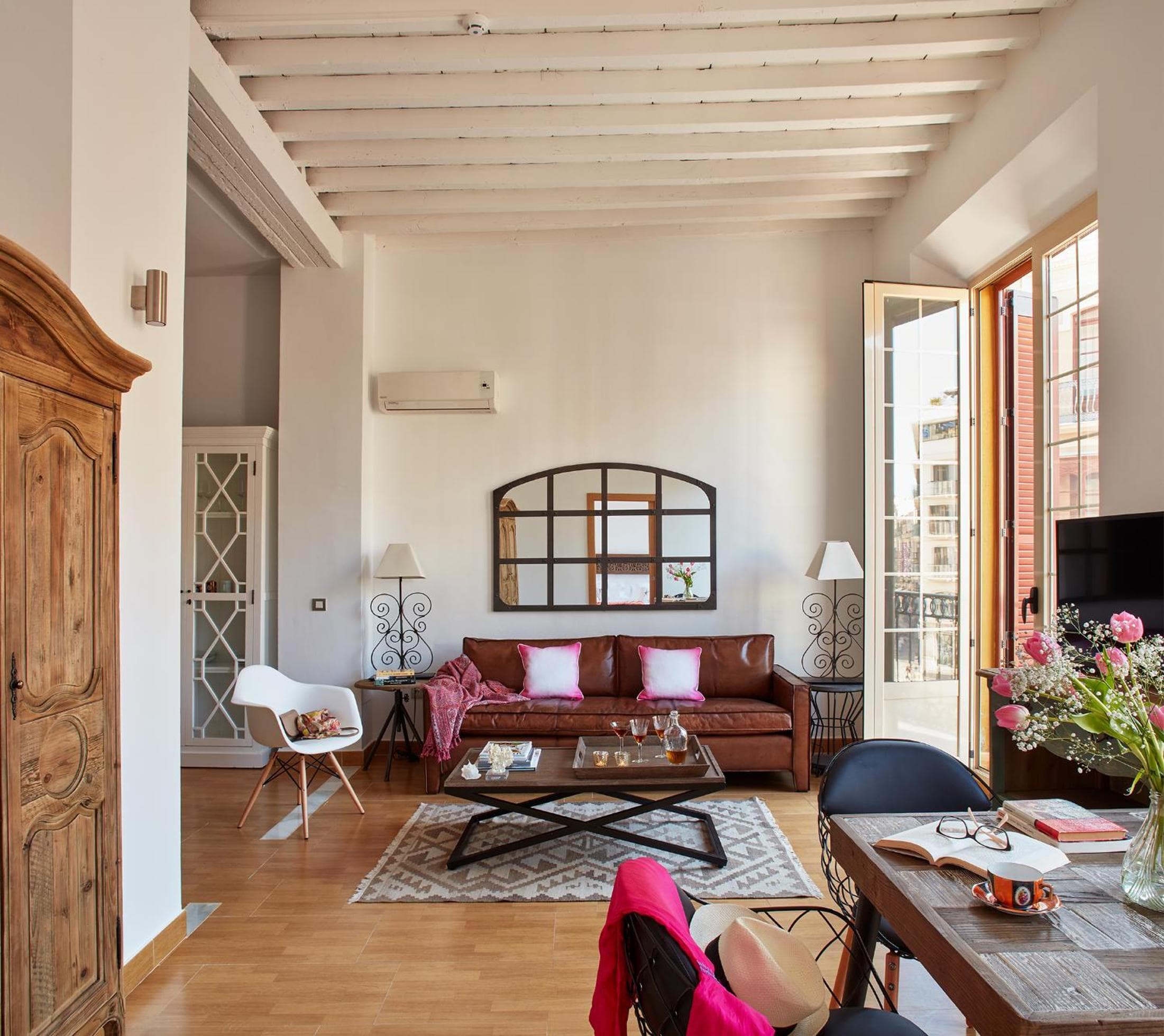 Lodgingmalaga Plaza Constitucion — 24