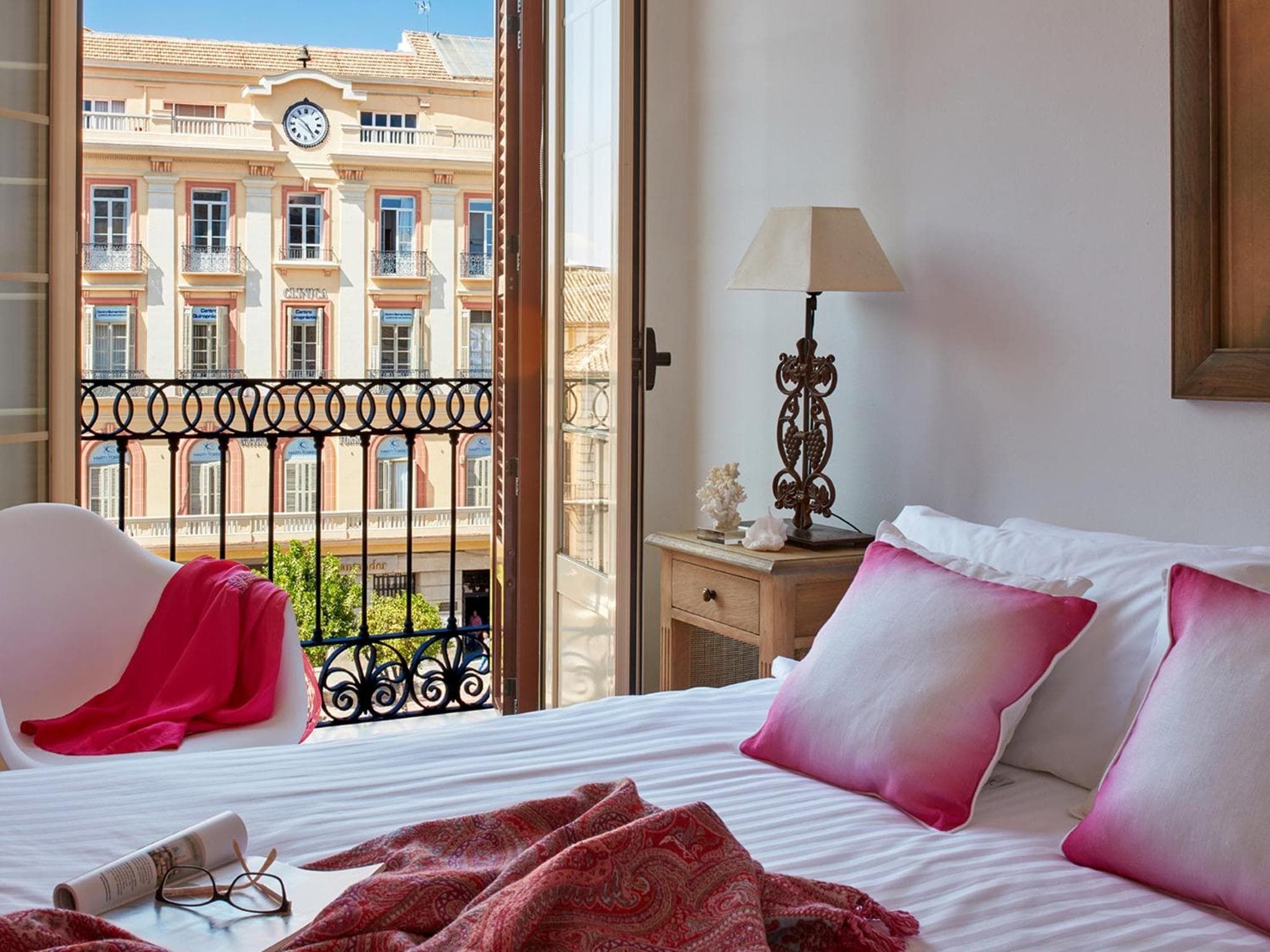 Lodgingmalaga Plaza Constitucion — 4