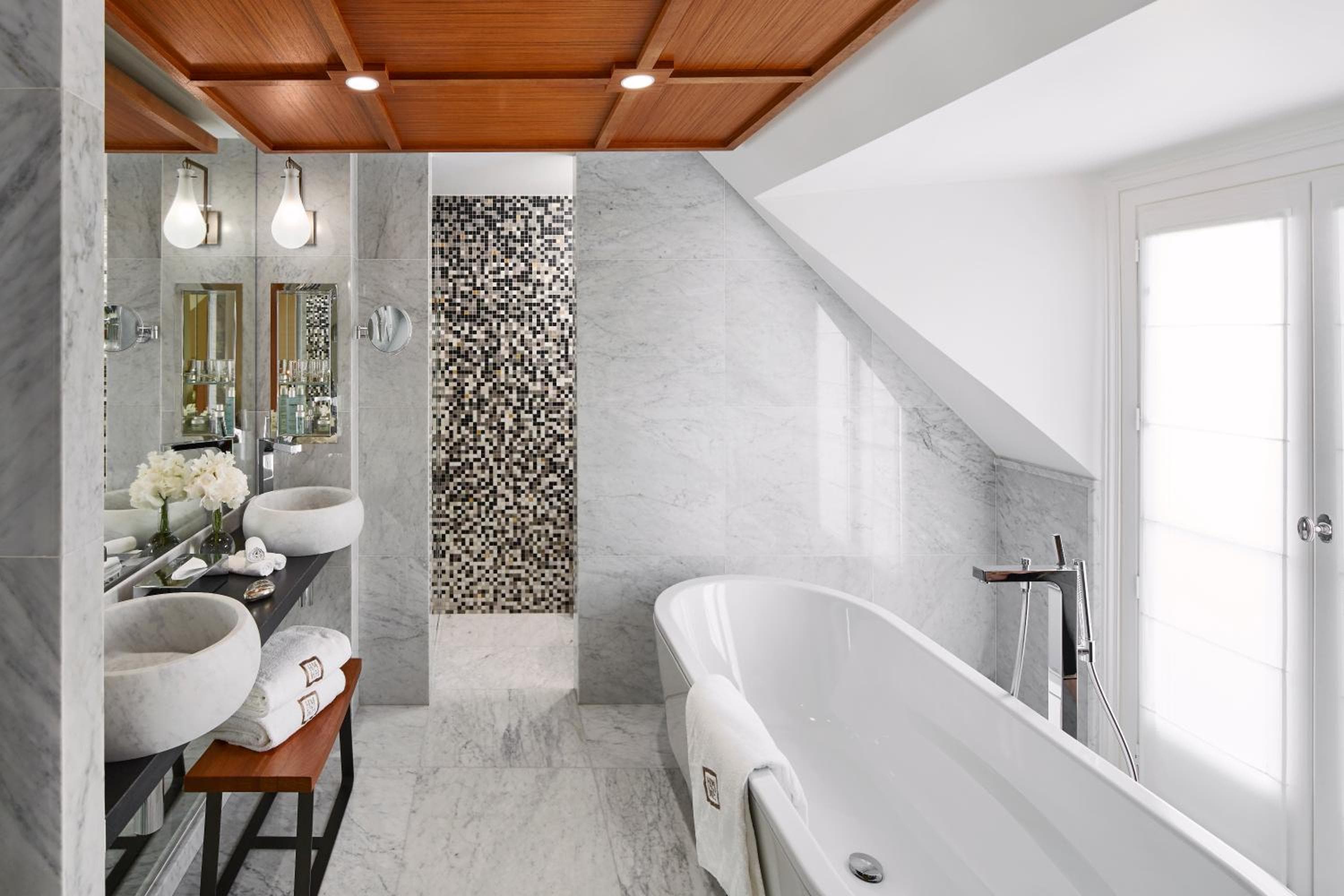Hotel Montalembert — 26