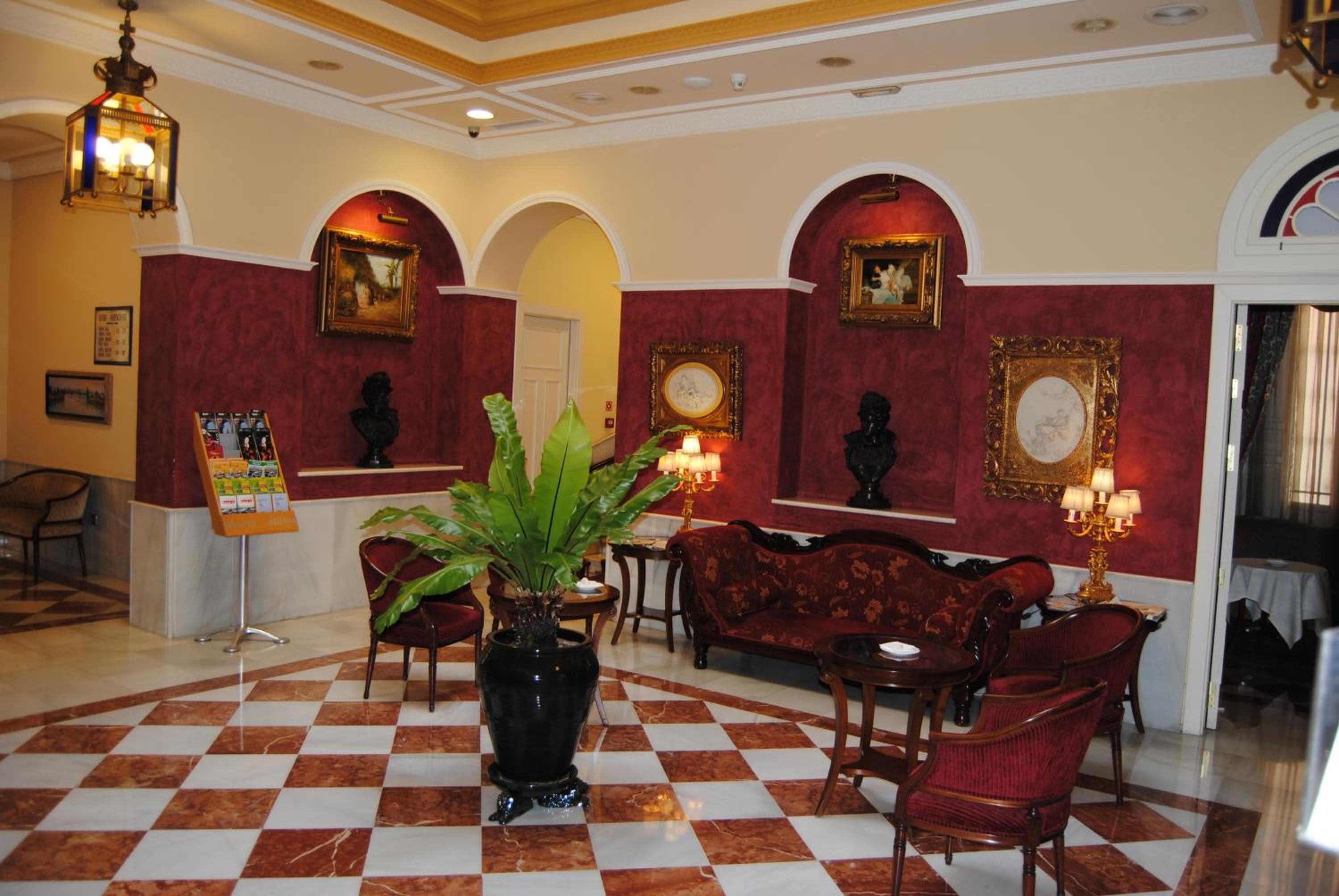 Hotel Cervantes — 15