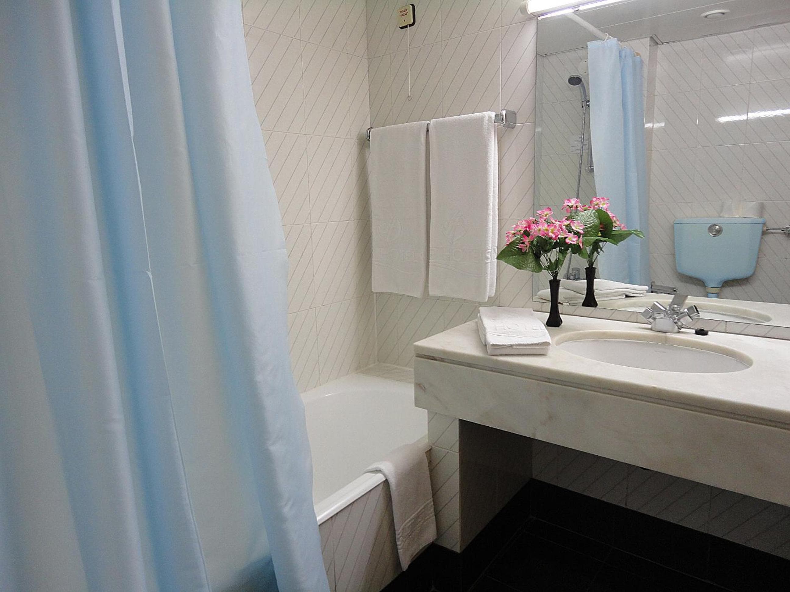 Hotel VIP Executive Zurigo — 19