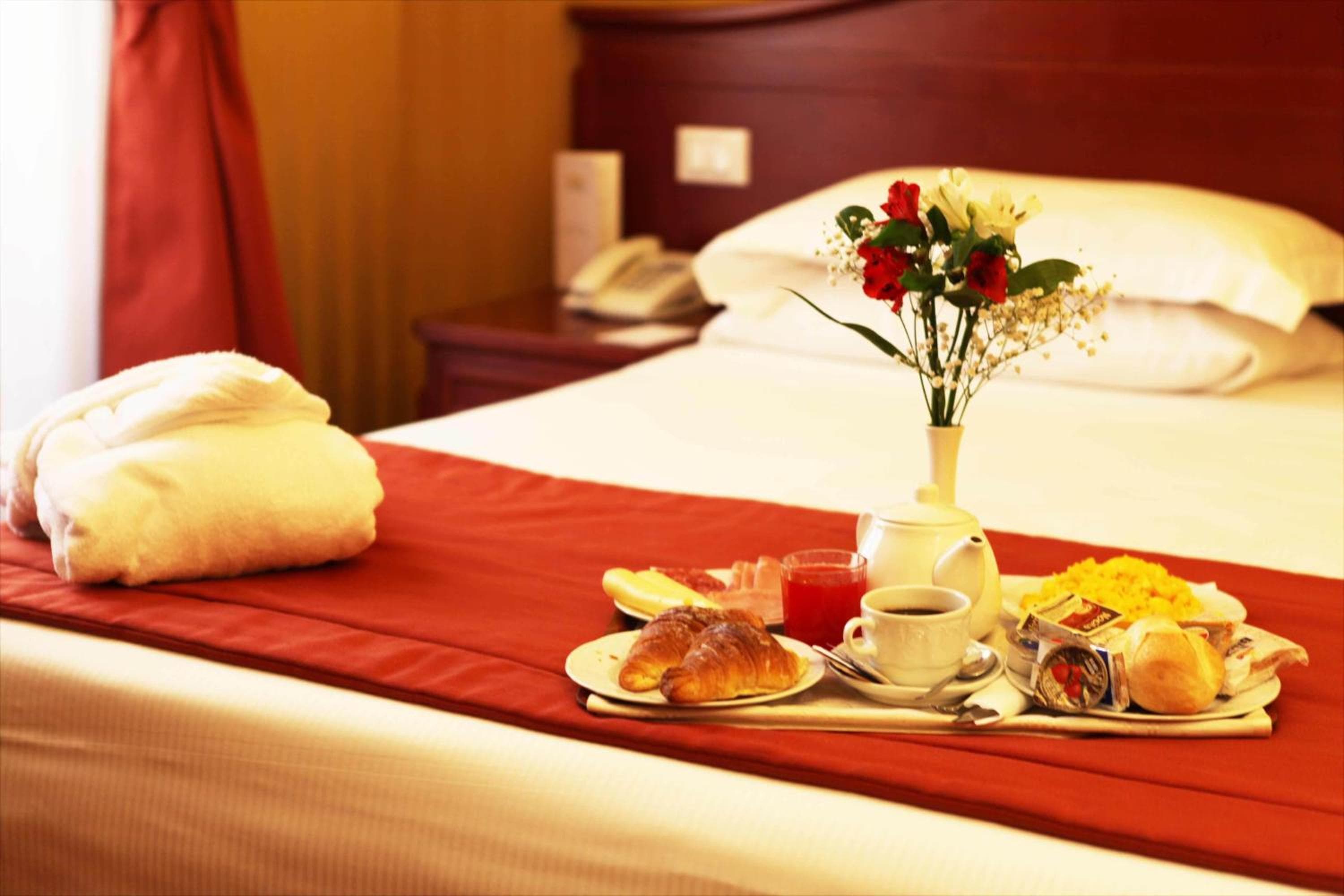 Augusta Lucilla Palace hotel, Via Massimo D'Azeglio 24, Rome, Italy — photo 9