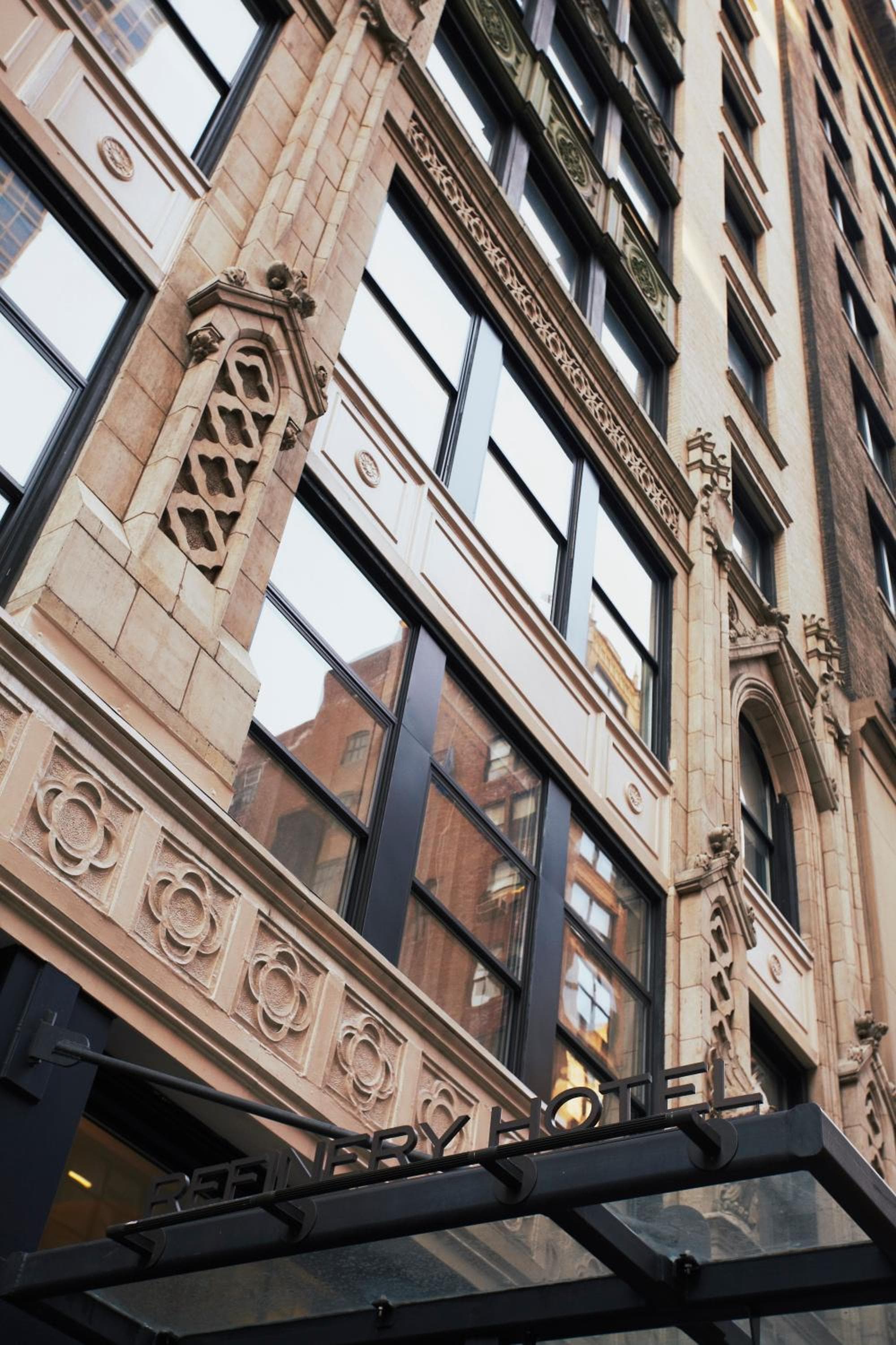 Raffineria Hotel - New York — 1