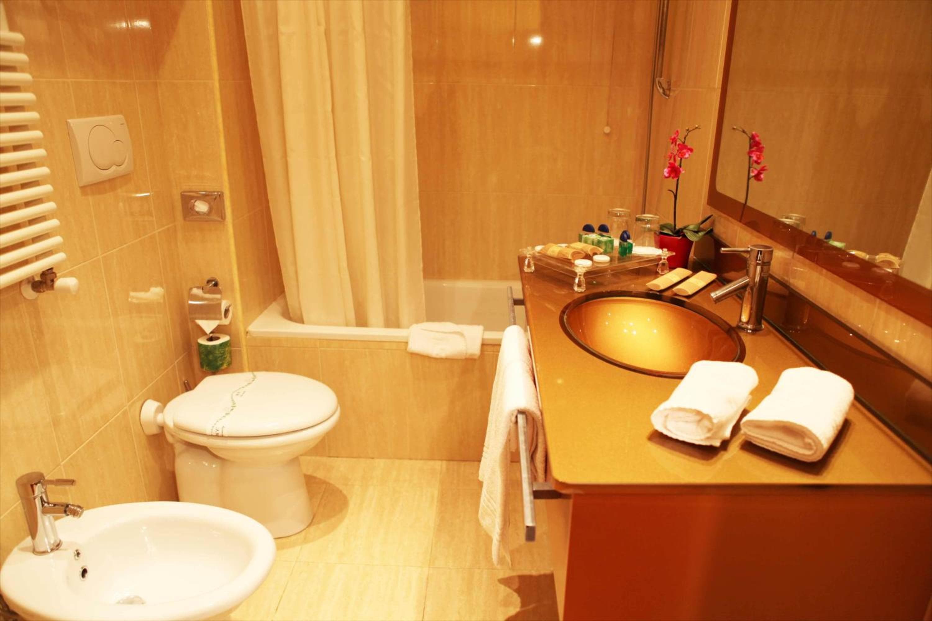 Augusta Lucilla Palace hotel, Via Massimo D'Azeglio 24, Rome, Italy — photo 35