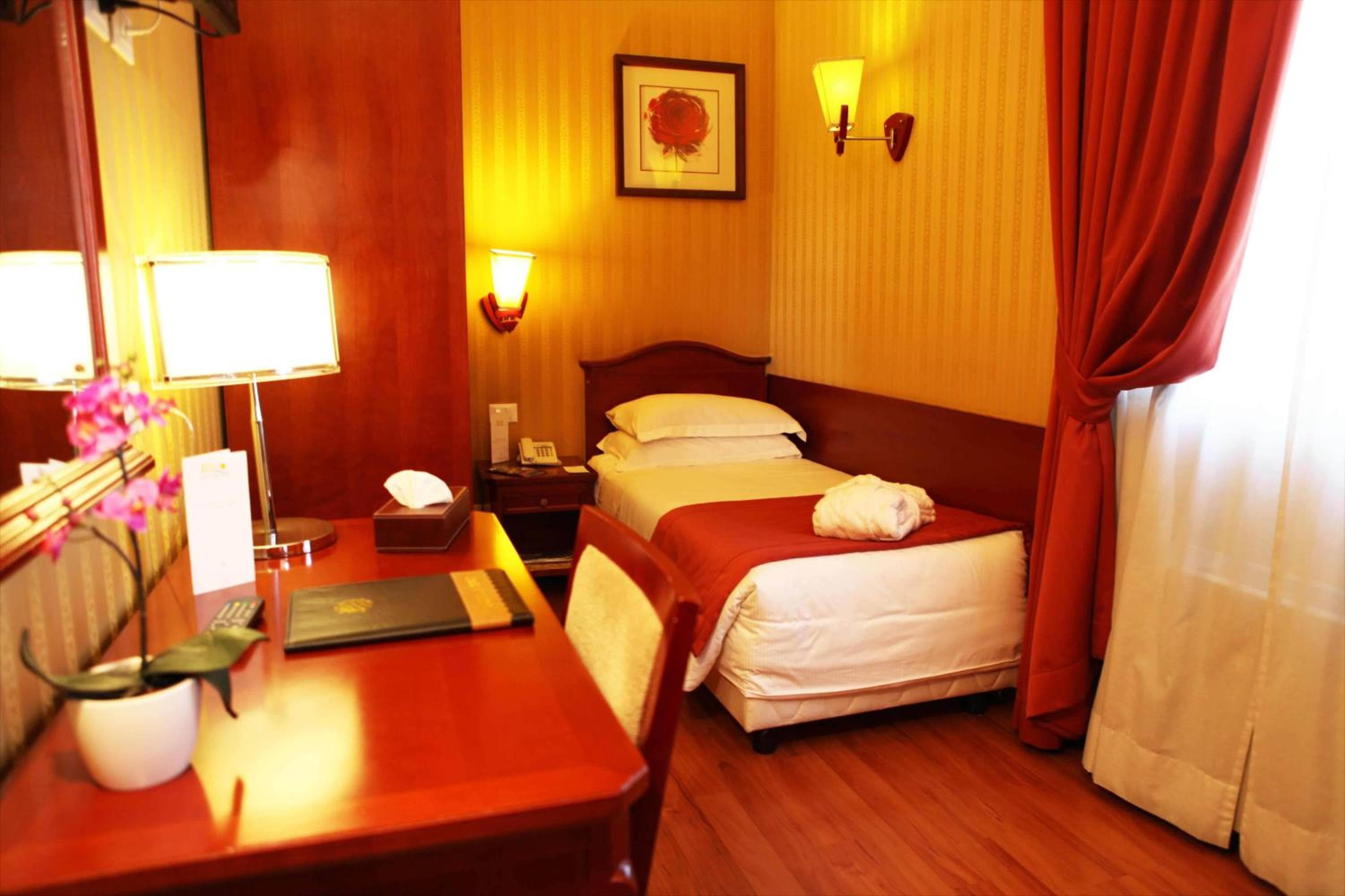 Augusta Lucilla Palace hotel, Via Massimo D'Azeglio 24, Rome, Italy — photo 40