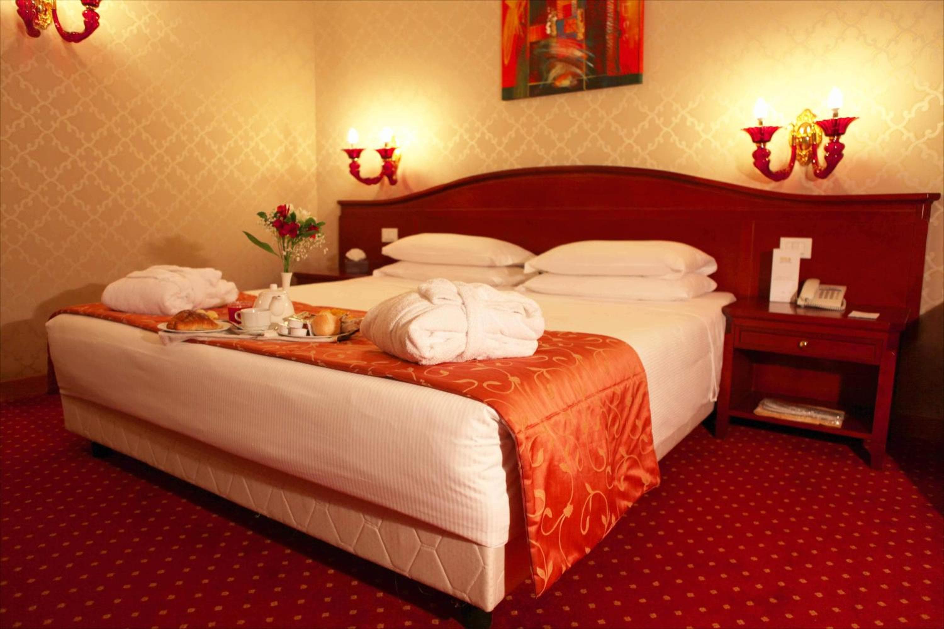 Augusta Lucilla Palace hotel, Via Massimo D'Azeglio 24, Rome, Italy — photo 17