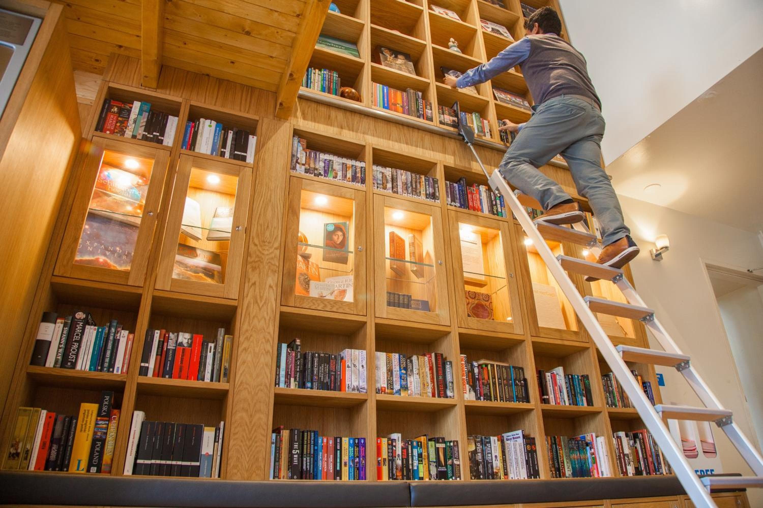 Biblioteca dell'Hotel Amsterdam — 16