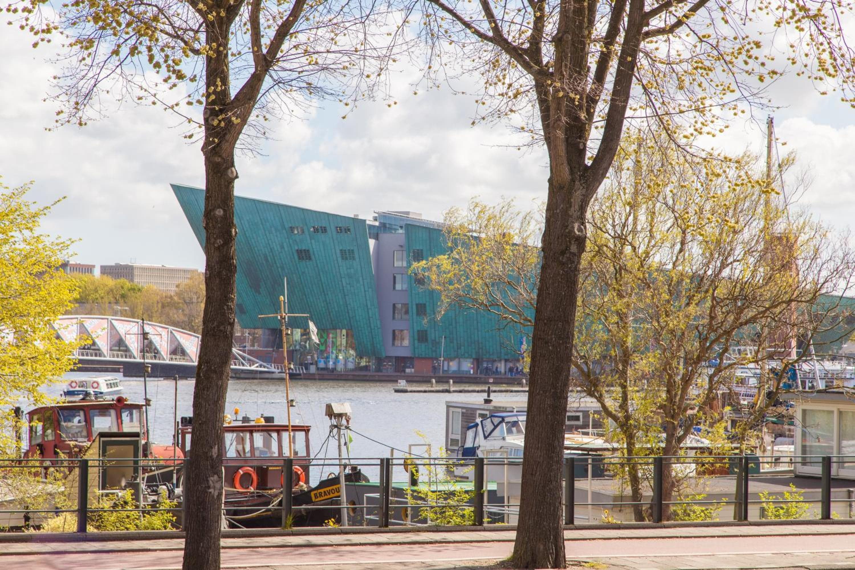 Biblioteca dell'Hotel Amsterdam — 22