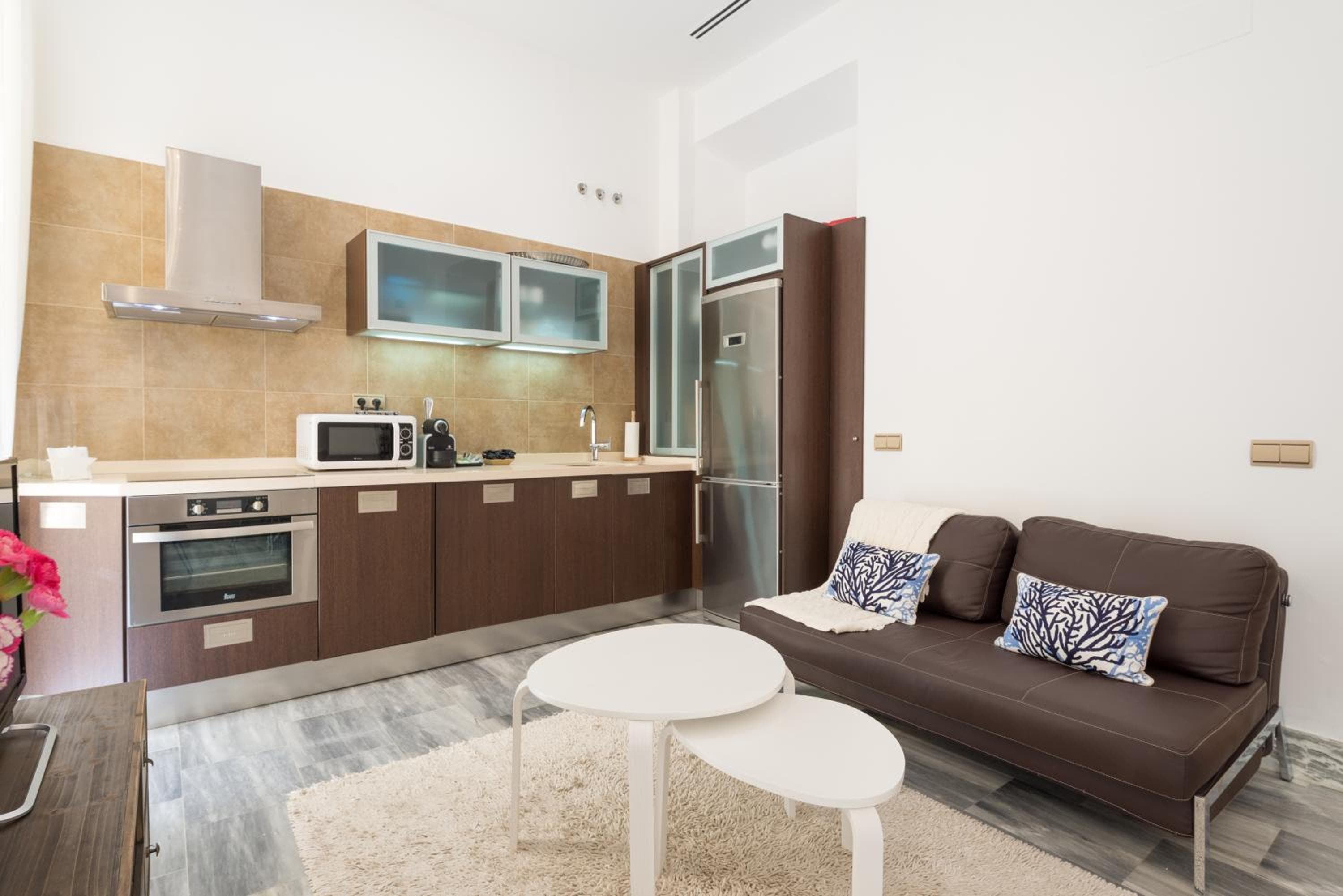 Plaza Picasso — 25