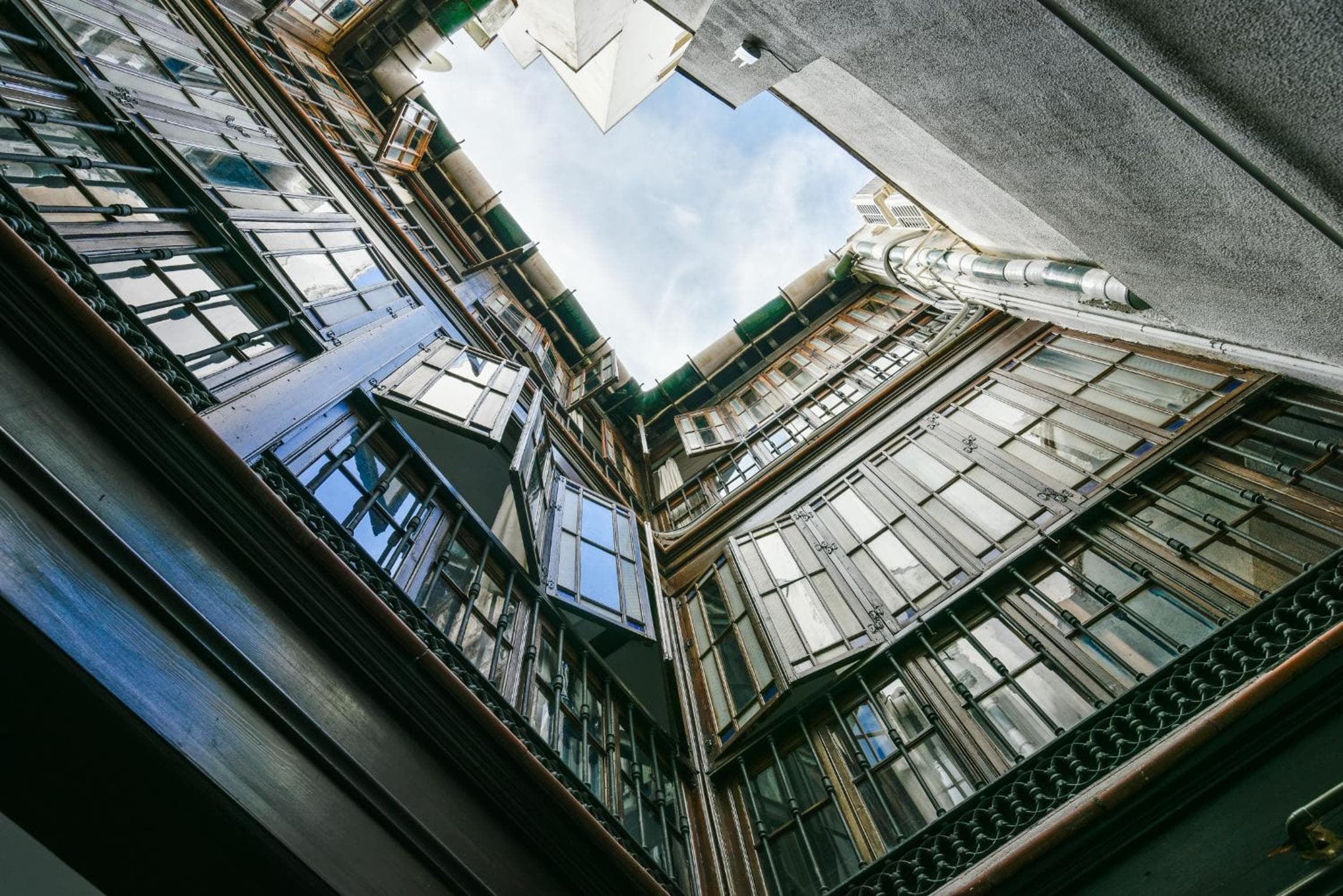 Feel Hostels City Center — 13