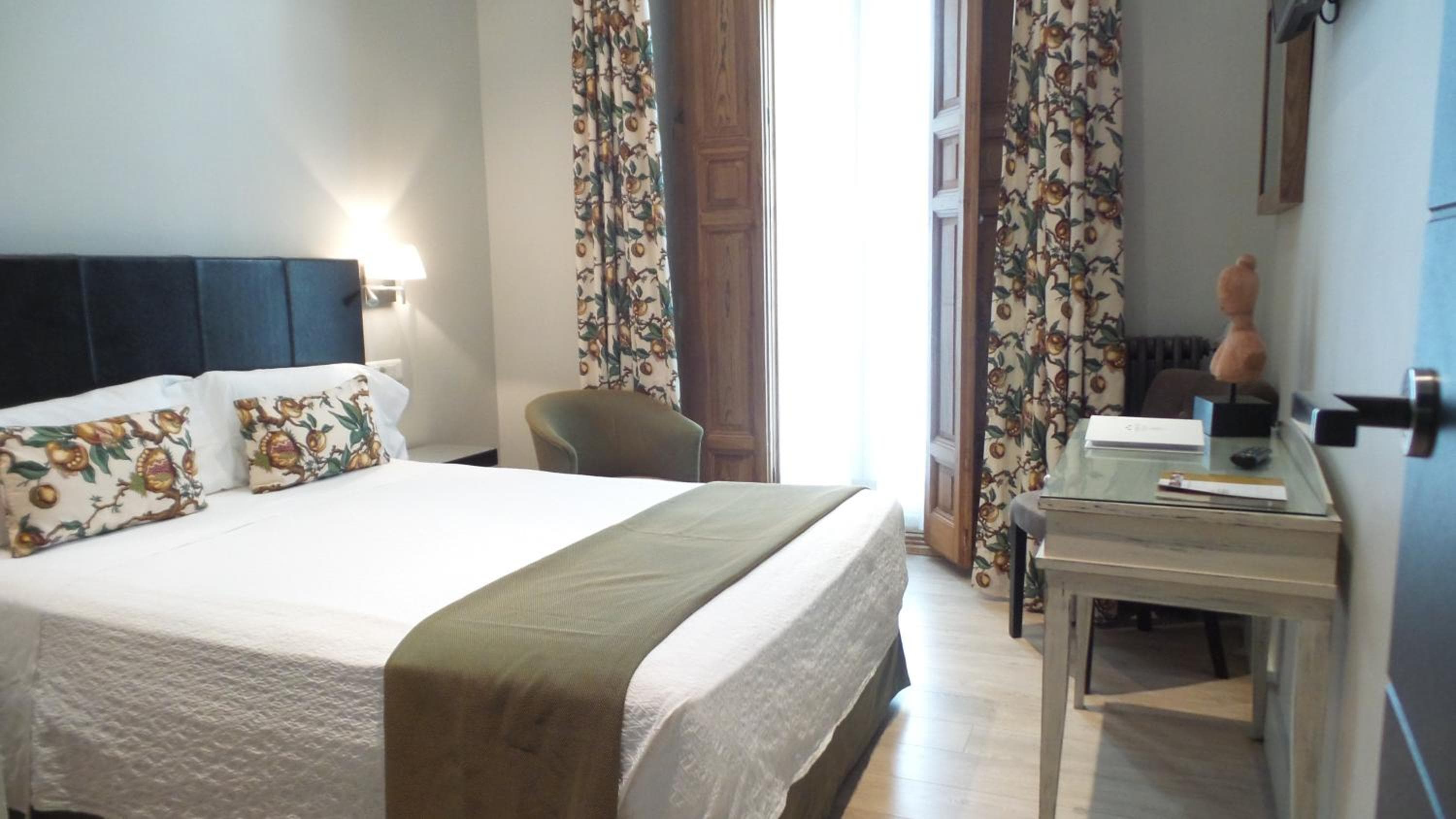 Hotel Moderno Puerta del Sol — 25