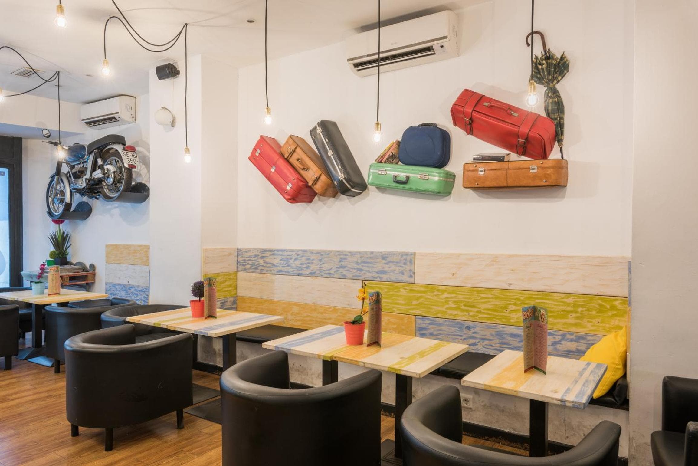 Feel Hostels Soho Malaga — 19