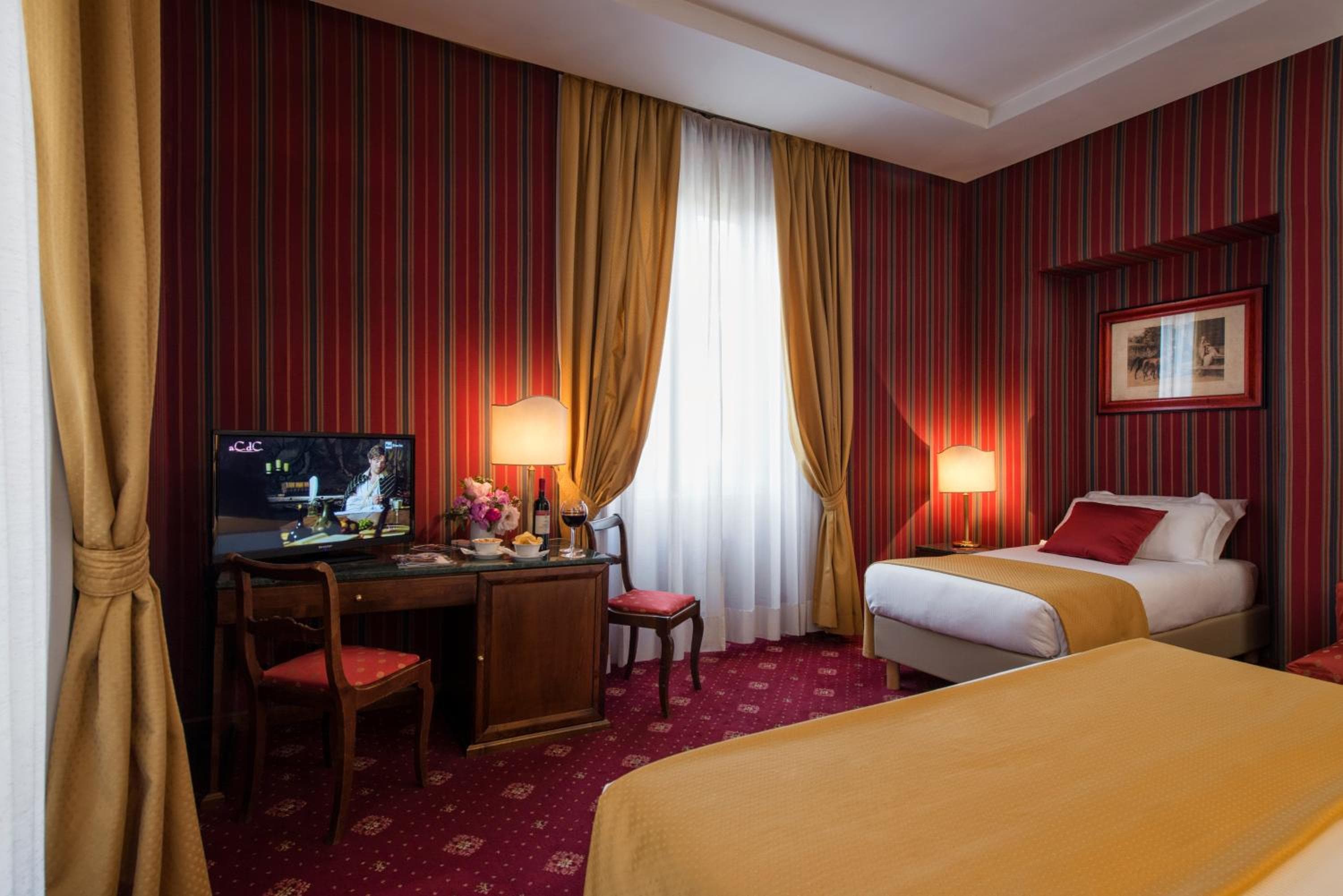 Atlantis Garden Hotel — 14