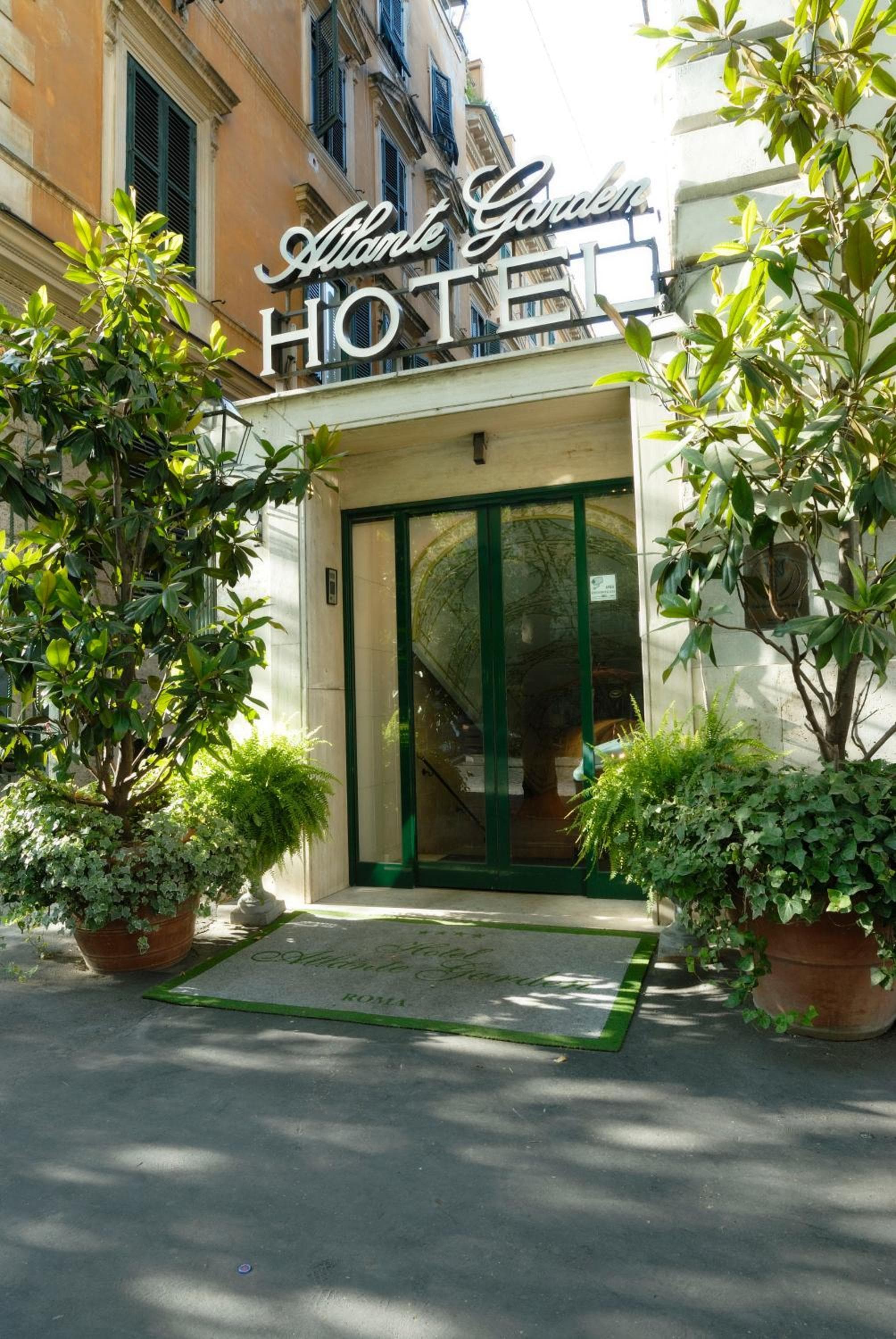 Atlante Garden Hotel — 9