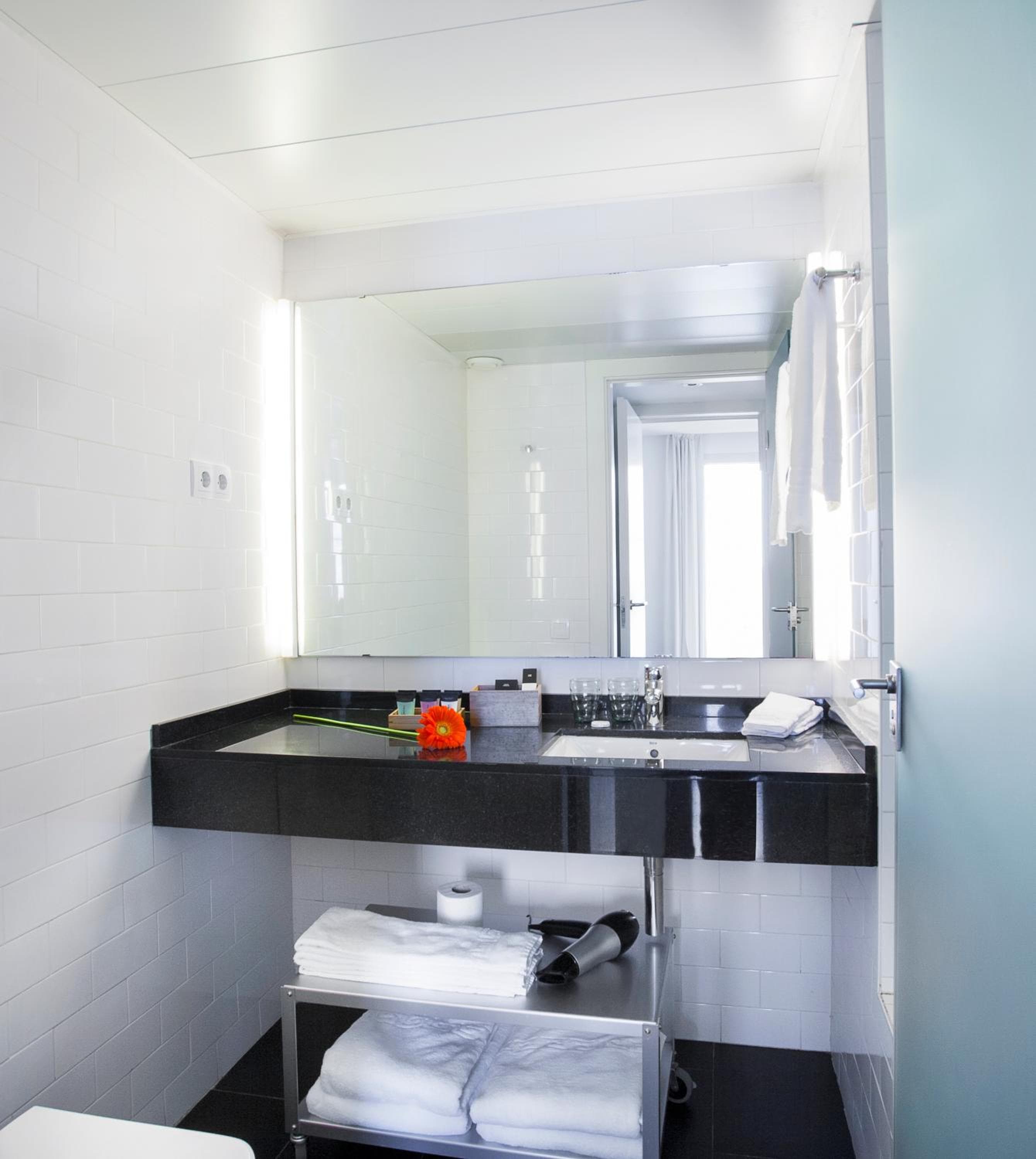 Durlet Beach Apartments — 7